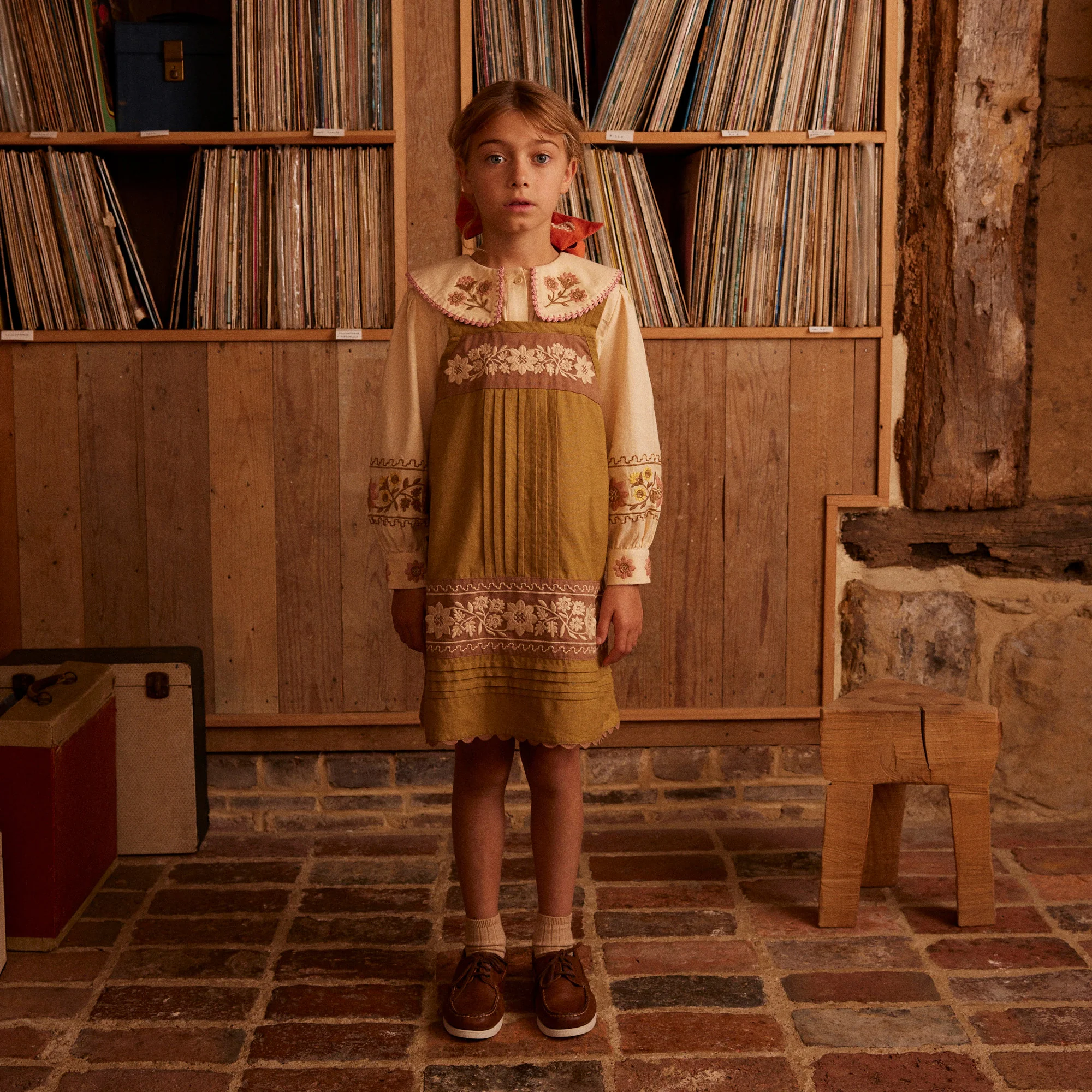 Kids Cotton Vittoria Apron Shift Dress - Dried Moss - Image 4