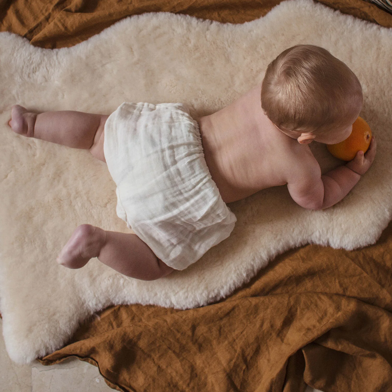 Merino Sheepskin Wrigglemat - Milk - Image 3