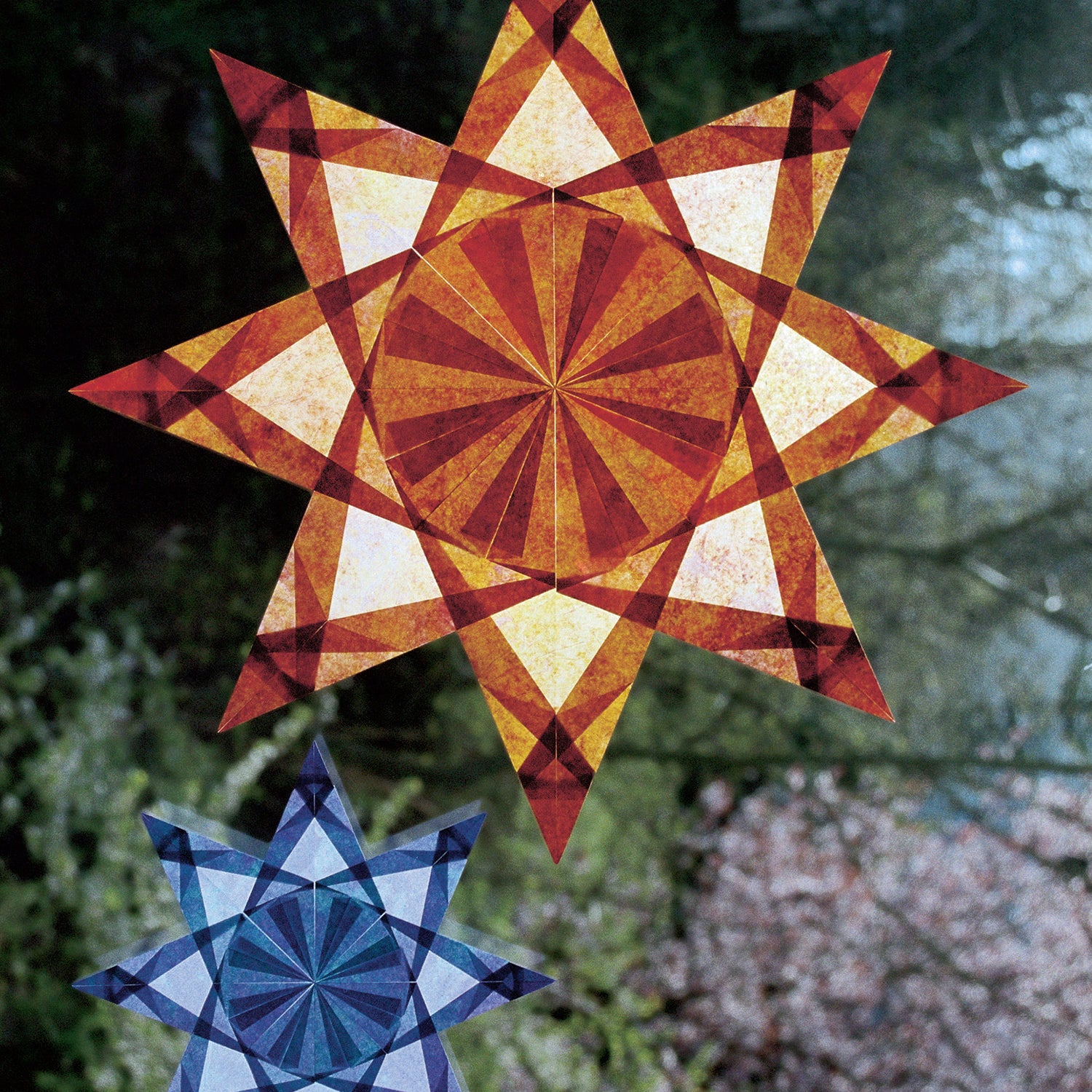 Crafting Magical Window Stars - How to Make Beautiful Paper Stars - Image 14