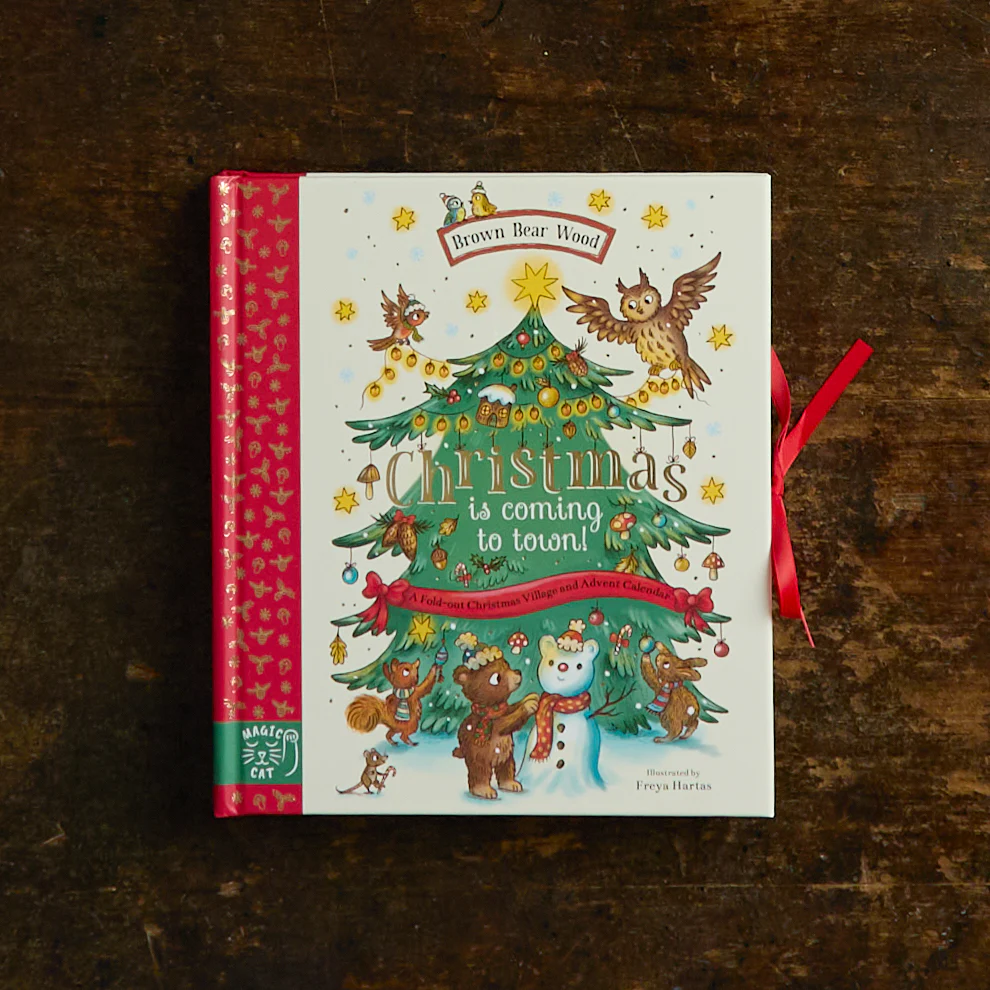 Brown Bear Wood: Christmas is Coming to Town! An Advent Book