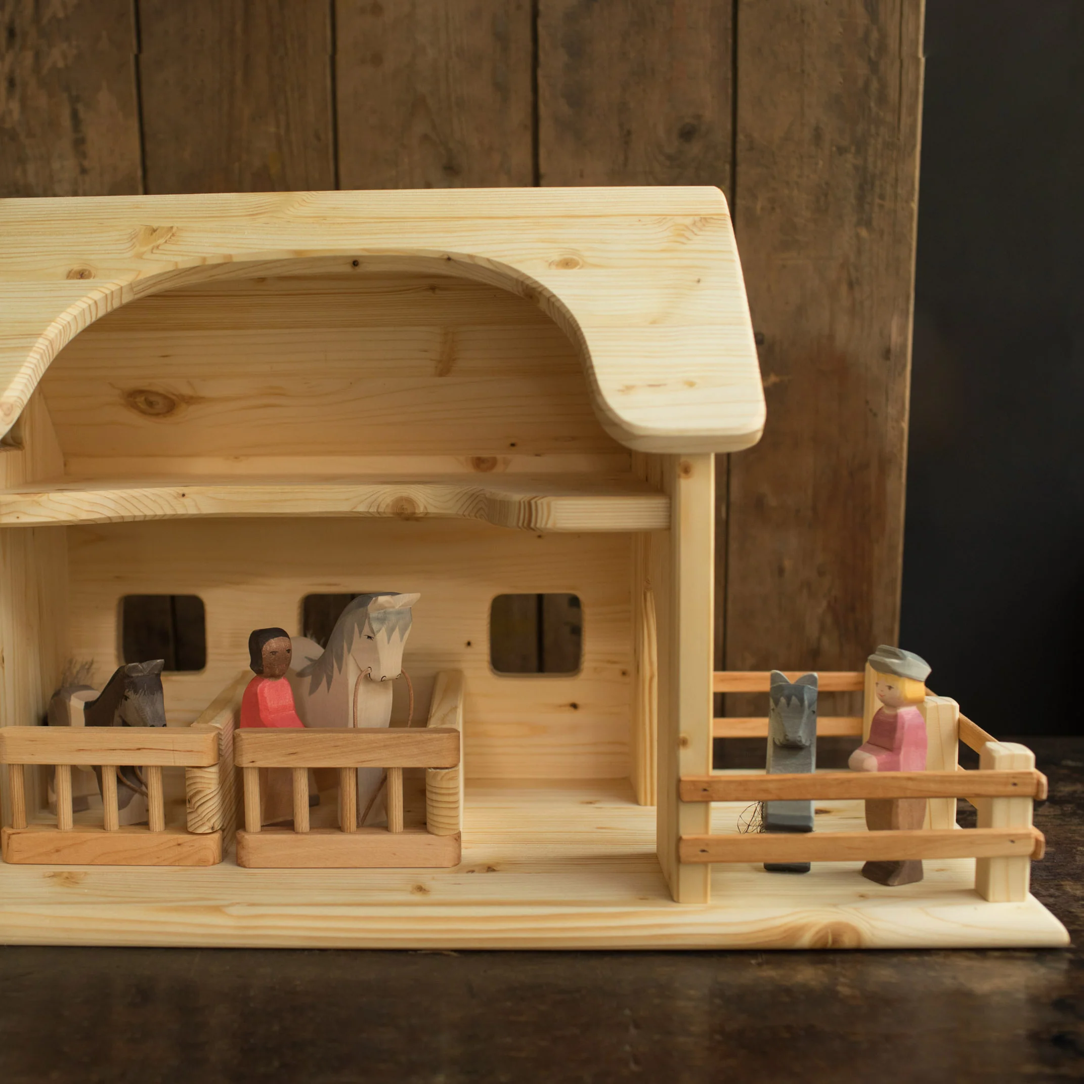 Wooden Horse Stable - Image 2