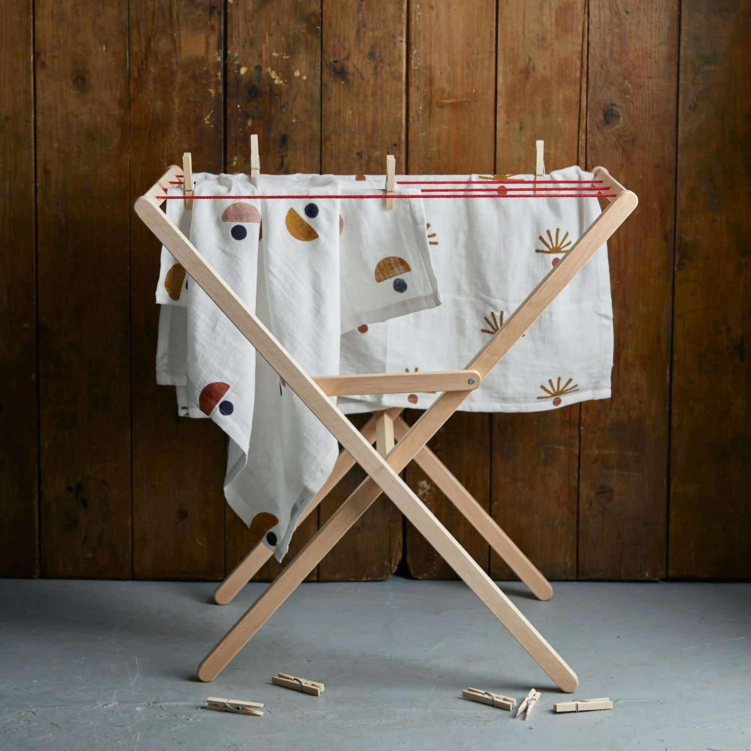 Wooden Dryer & Pegs - Image 5