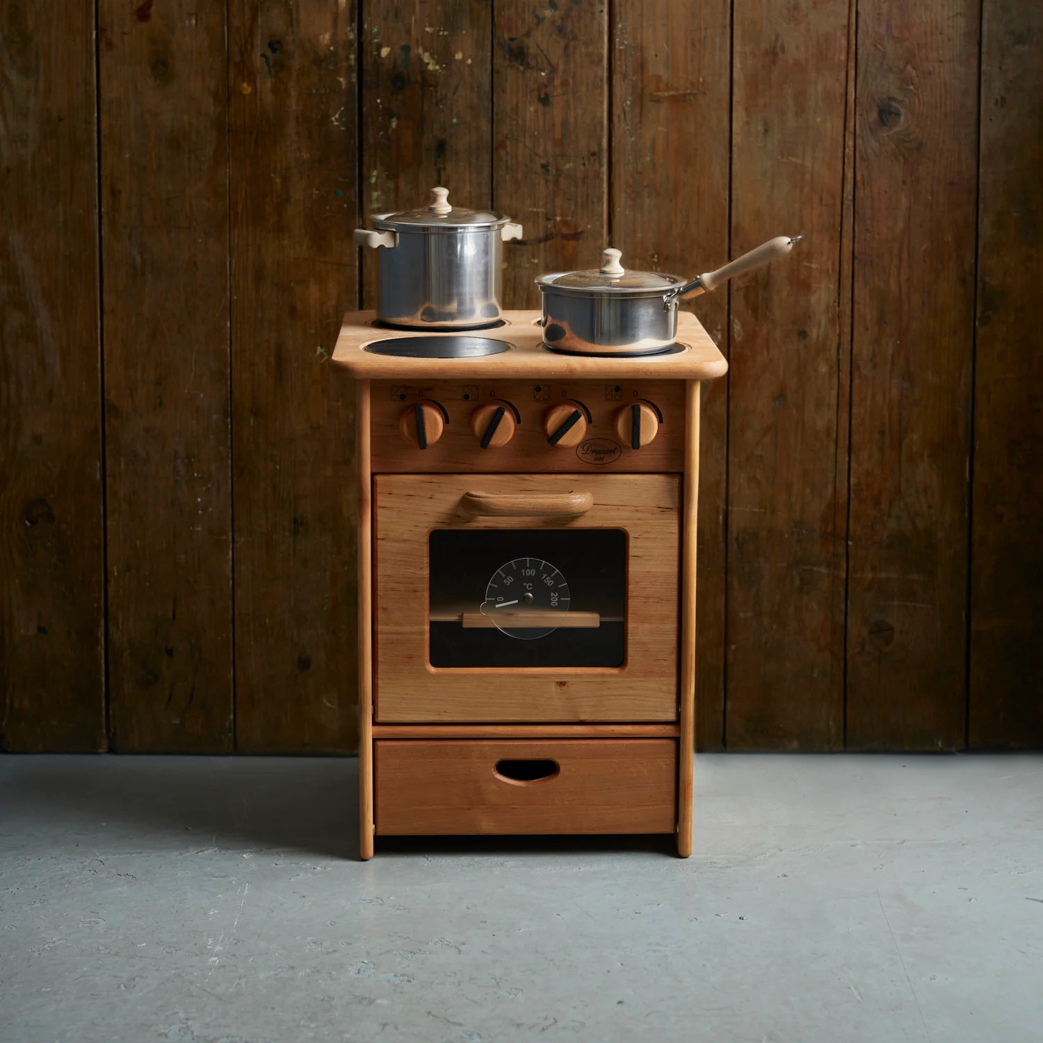Wooden Cooker
