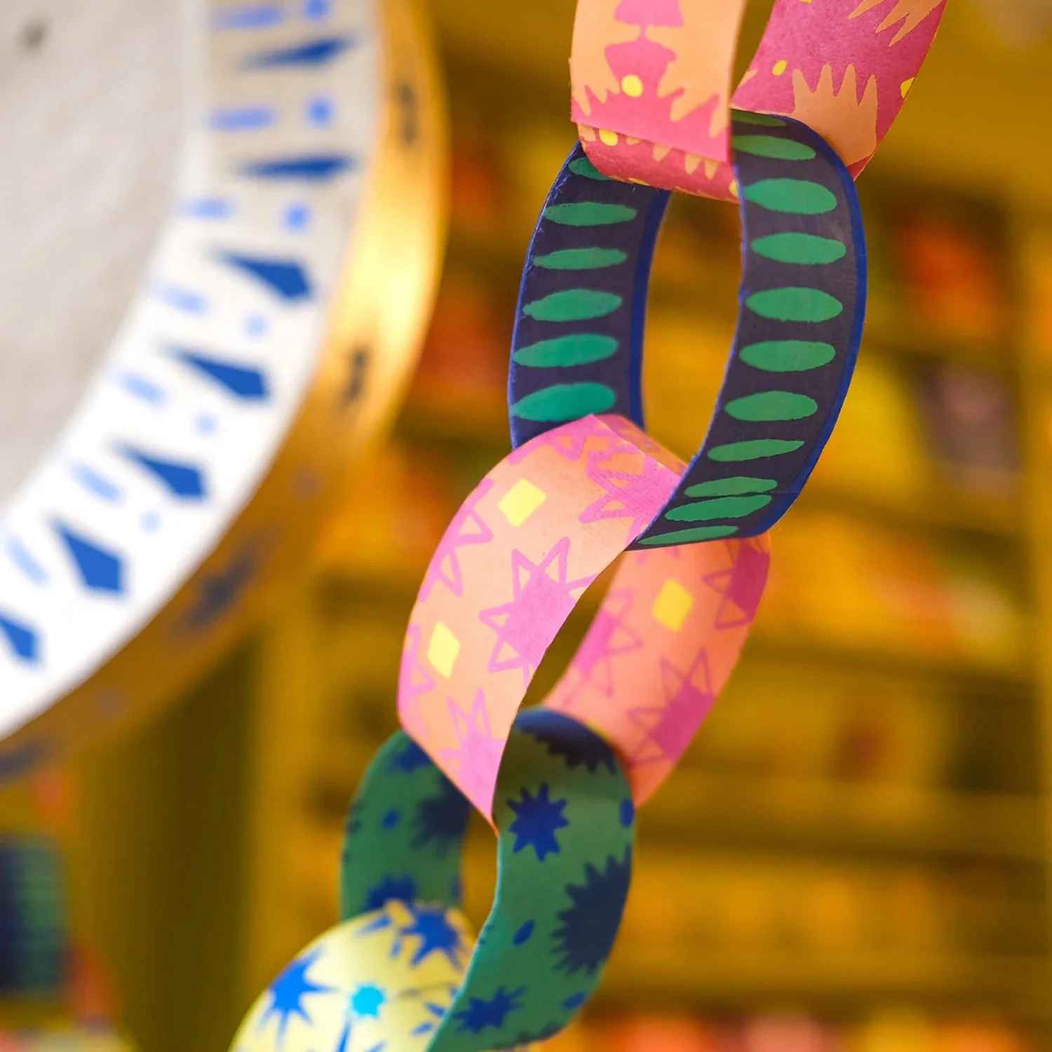 Handmade Paper Chain Kit - Celebration - Image 3