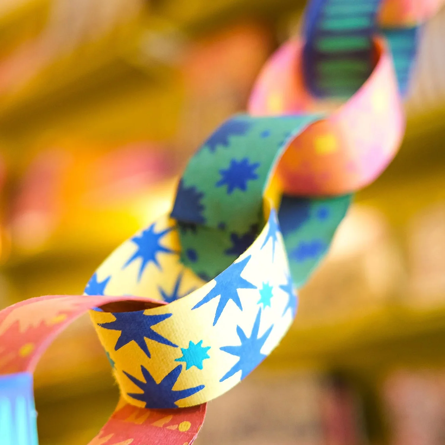 Handmade Paper Chain Kit - Celebration - Image 4