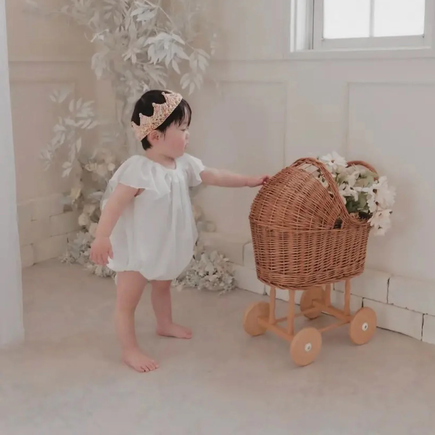 Wicker Doll/Teddy Pram - Image 3