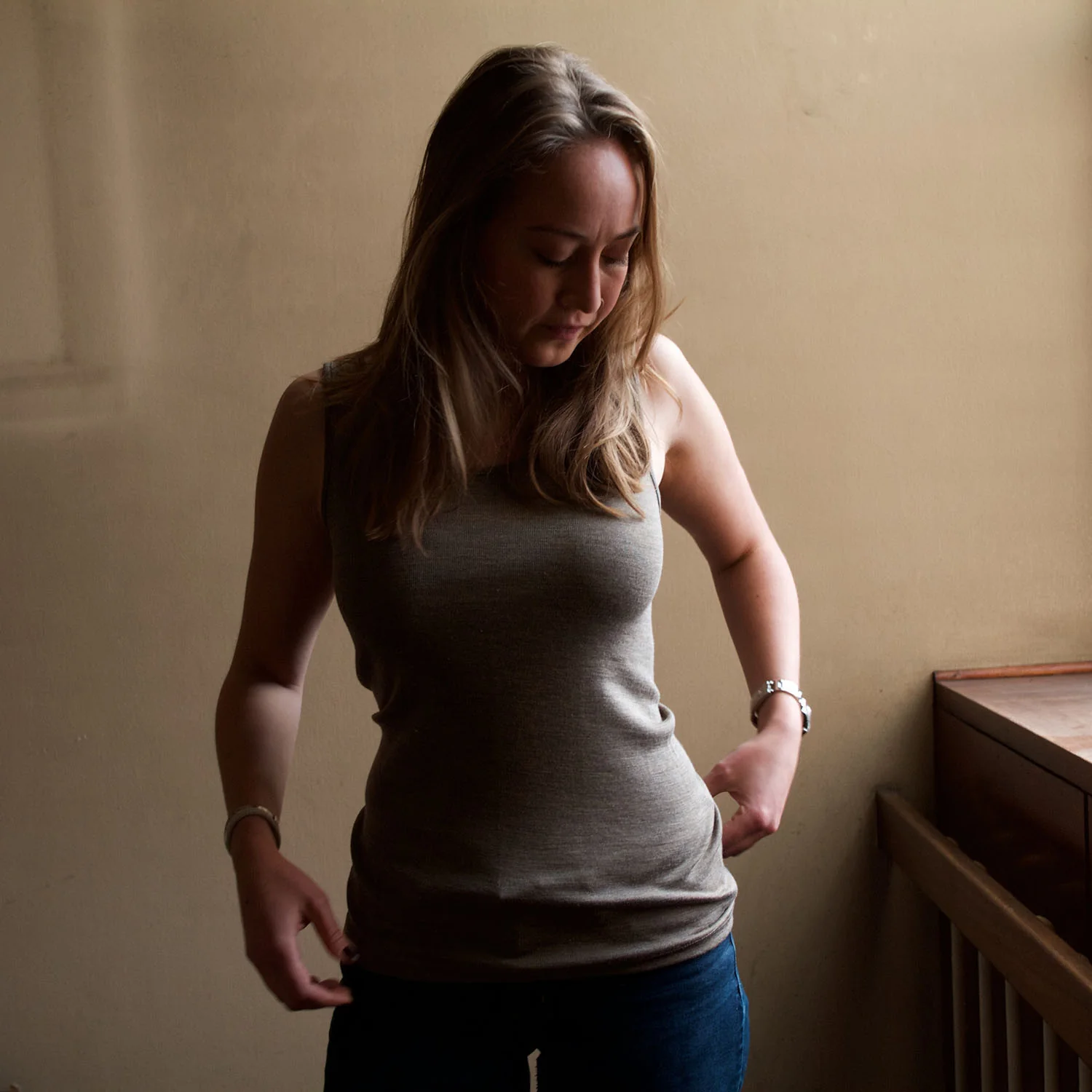 Women's Merino Wool & Silk Sleeveless Top - Walnut