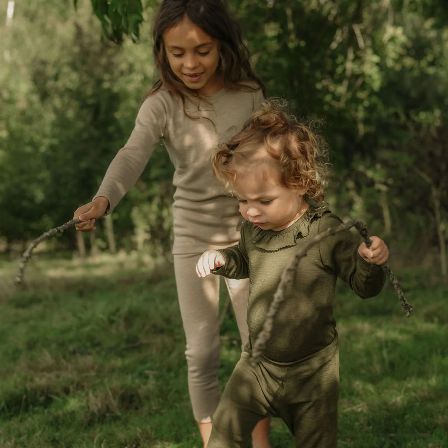 Finch Kids Leggings - Merino Wool & Silk - Sandstorm - Image 10