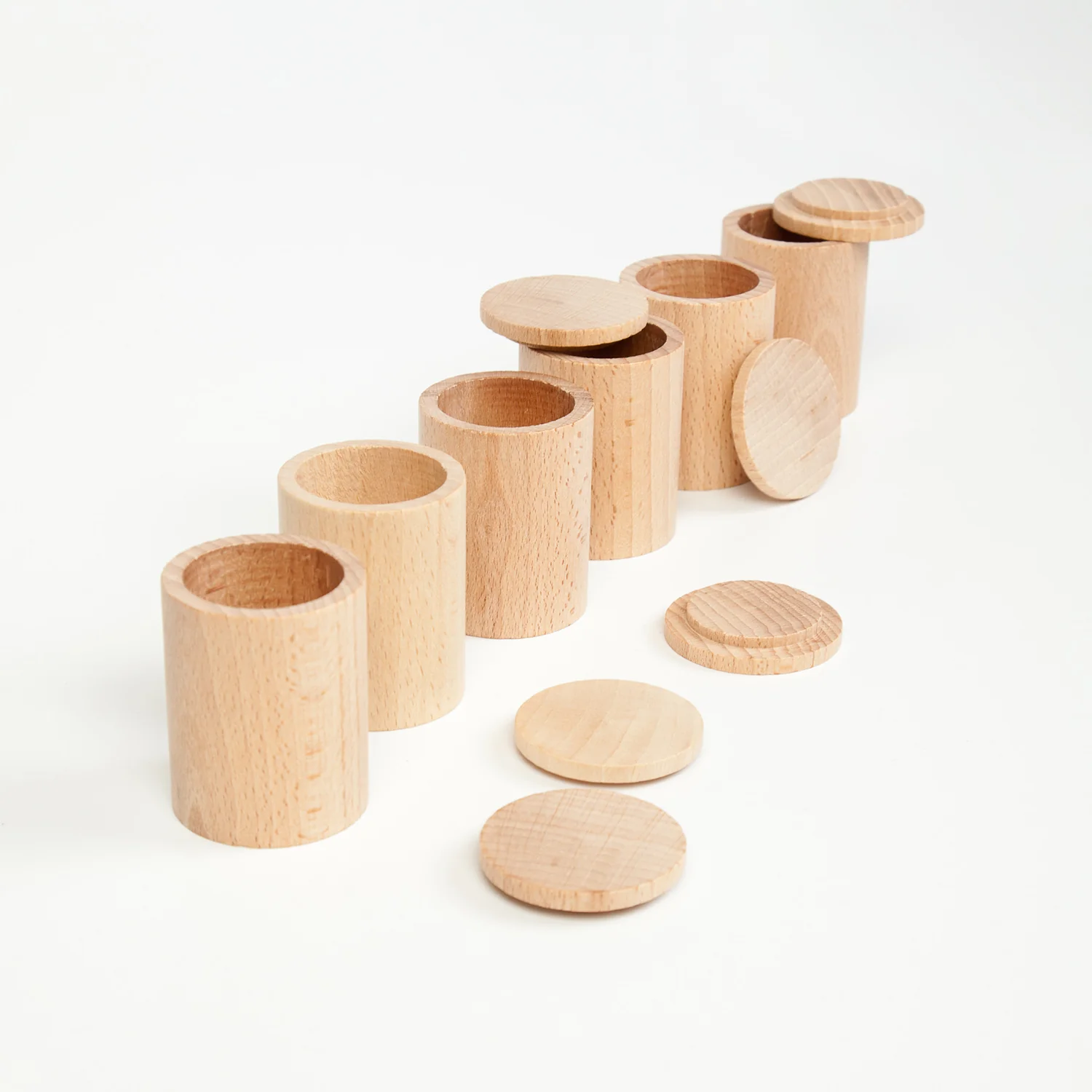 Wooden Natural Cups With Covers - 6 Pieces - Image 3