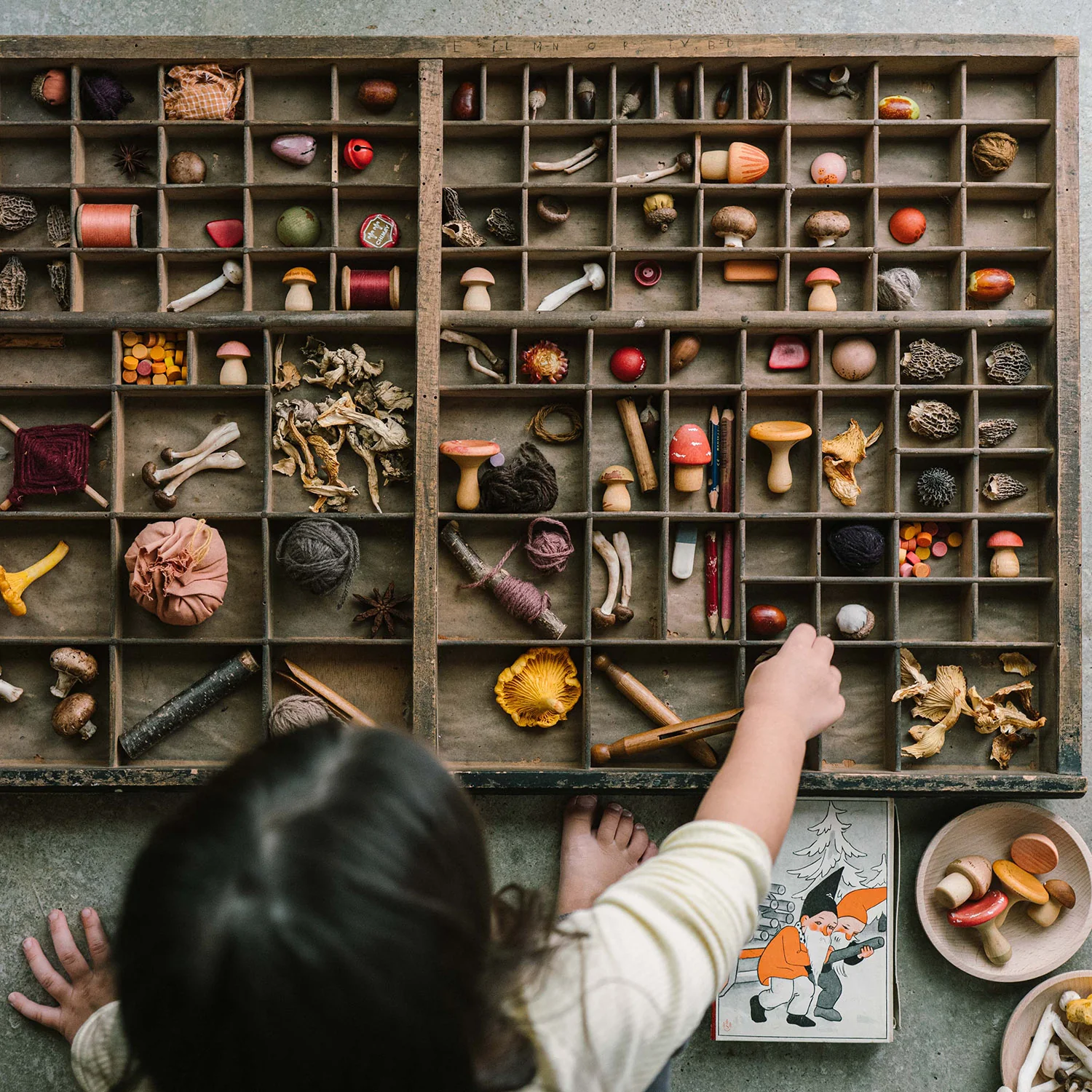 Wooden Mushroom Grove - 18 Pieces - Image 7