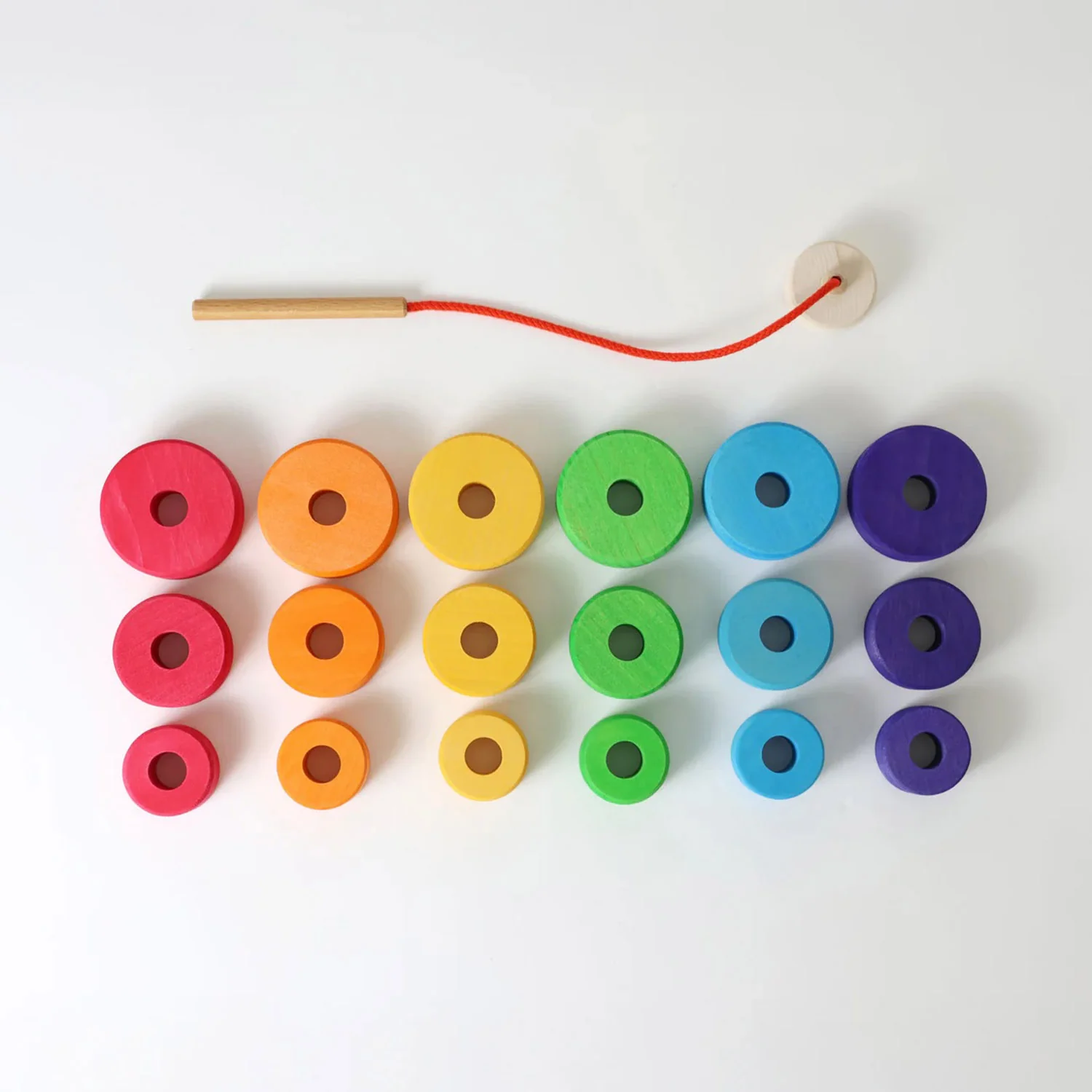Wooden First Thread Game - Image 2