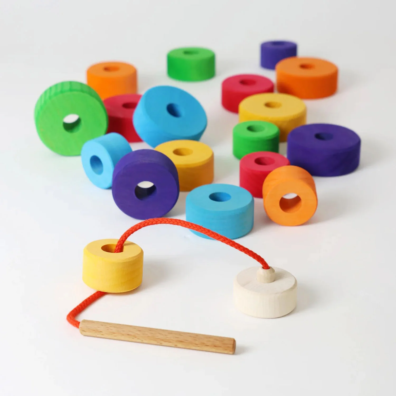 Wooden First Thread Game - Image 3