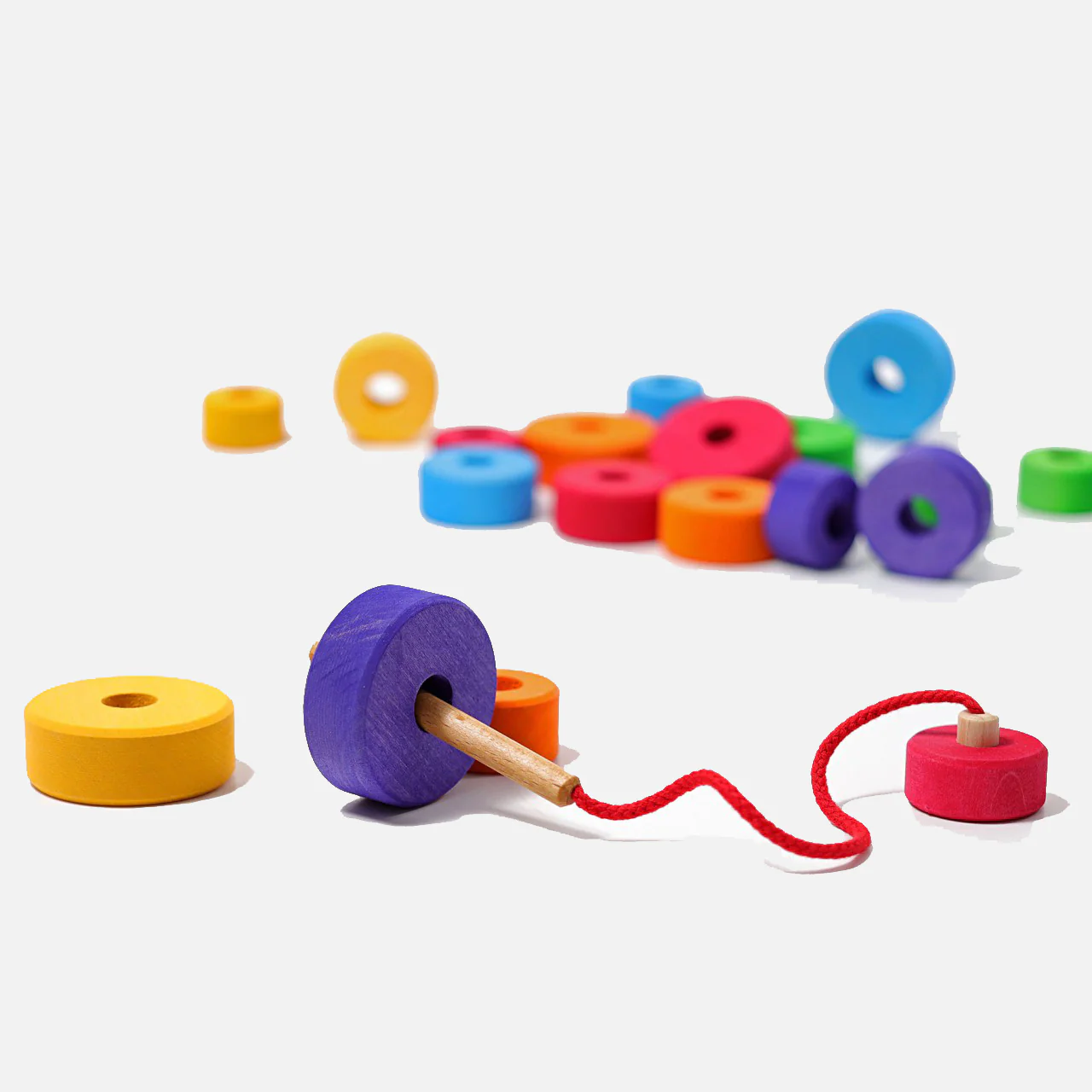 Wooden First Thread Game - Image 4