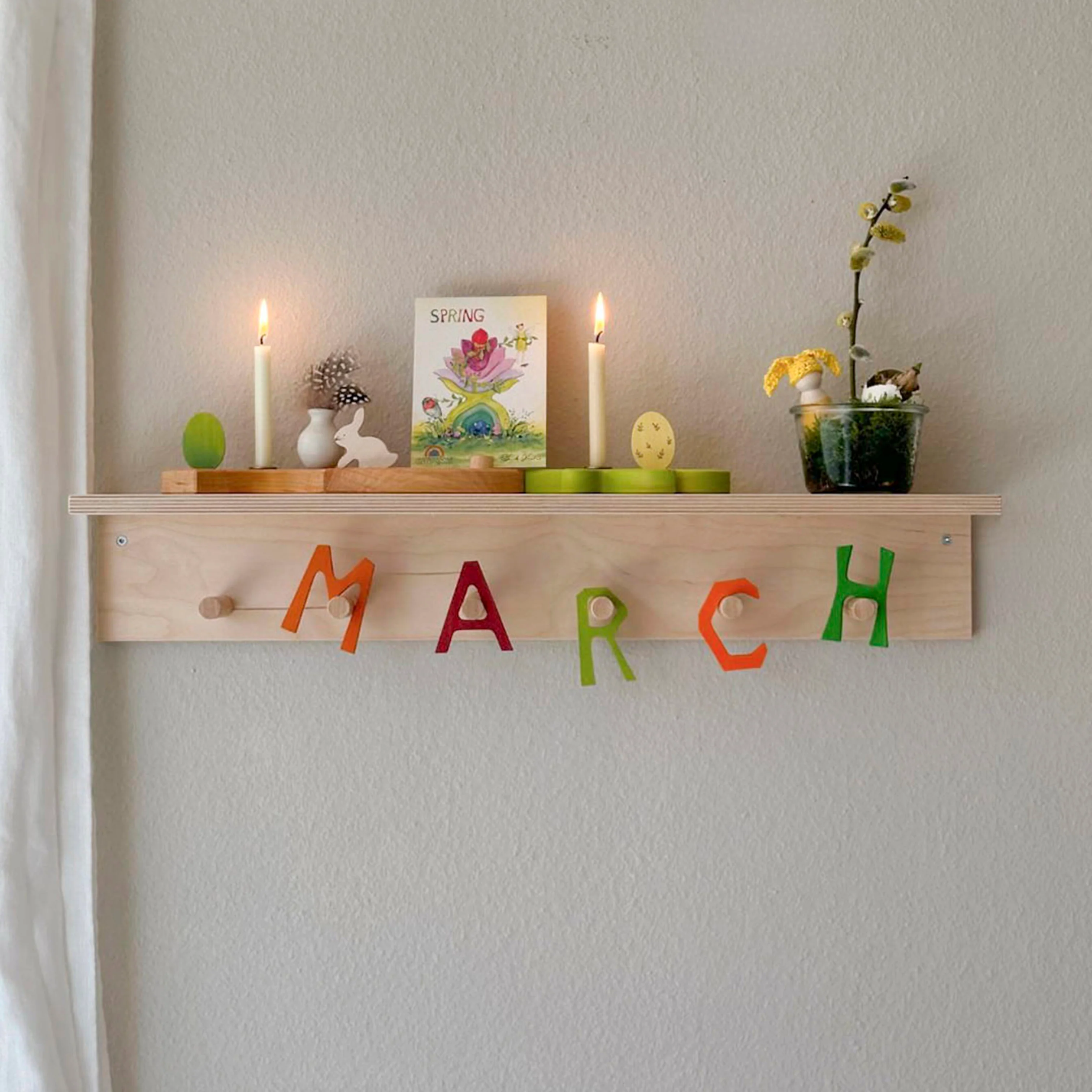 Wooden Plain Yori Shelf