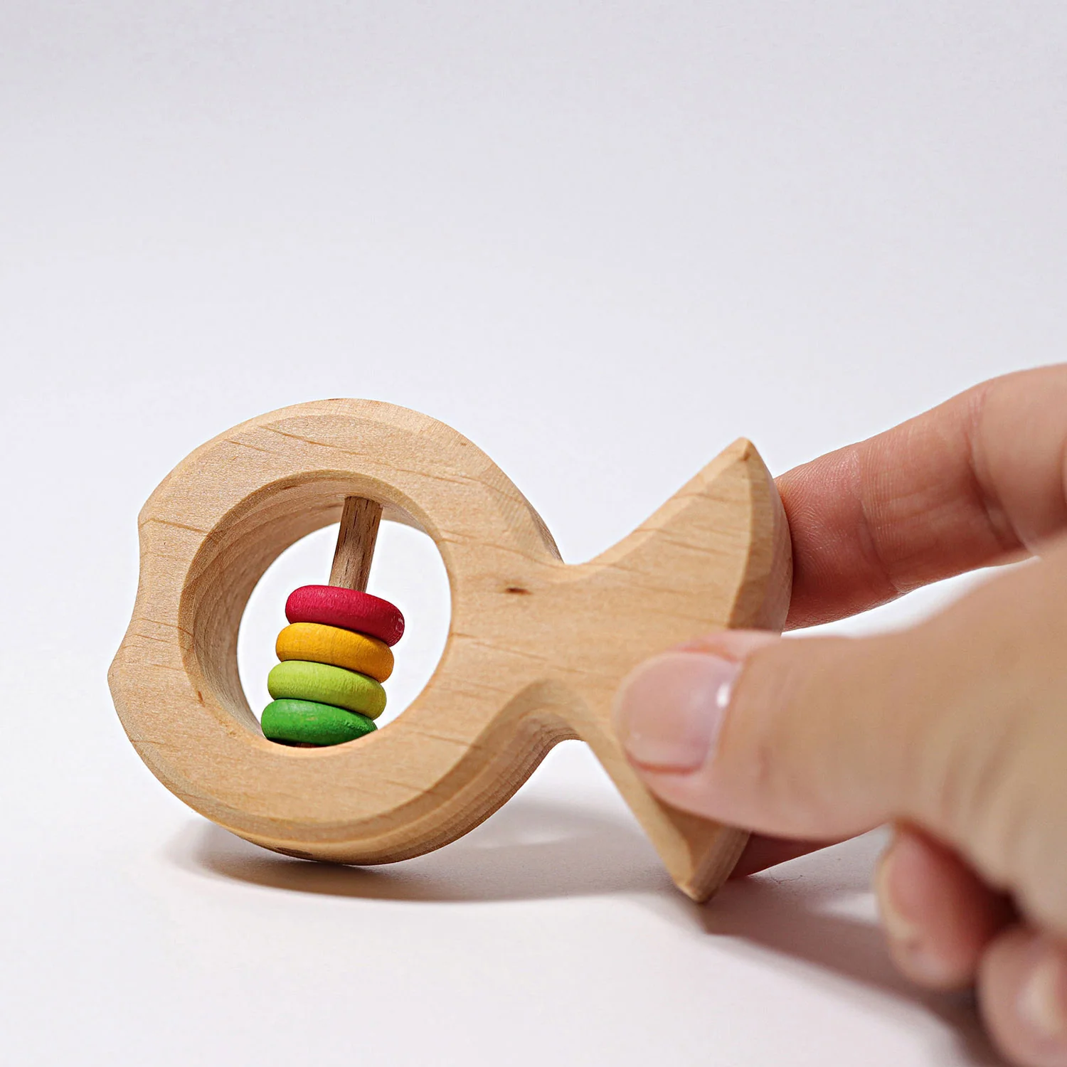Wooden rainbow rattle fish - Image 2