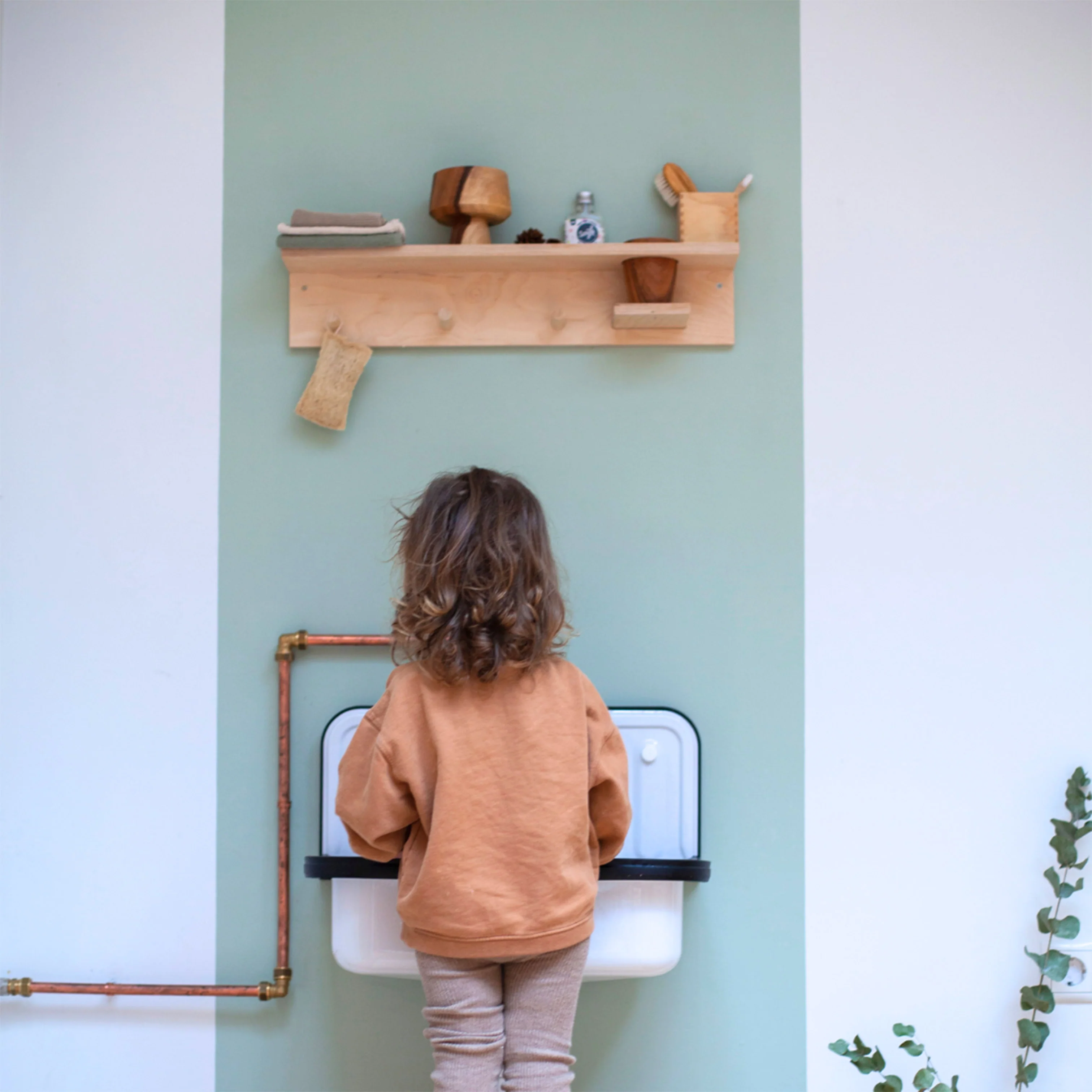 Wooden Yori Shelf - Image 3