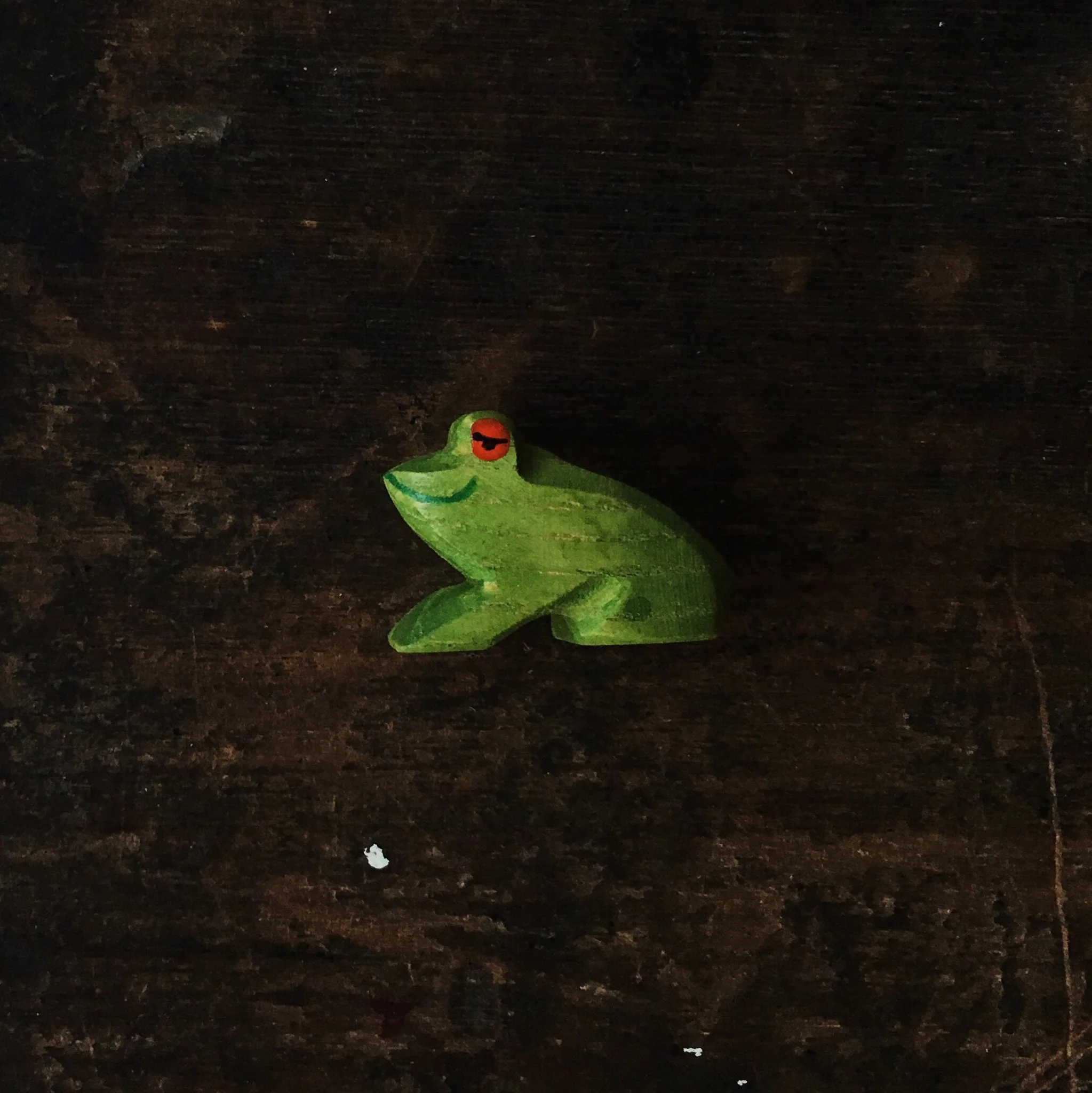 Handcrafted Wooden Small Sitting Frog