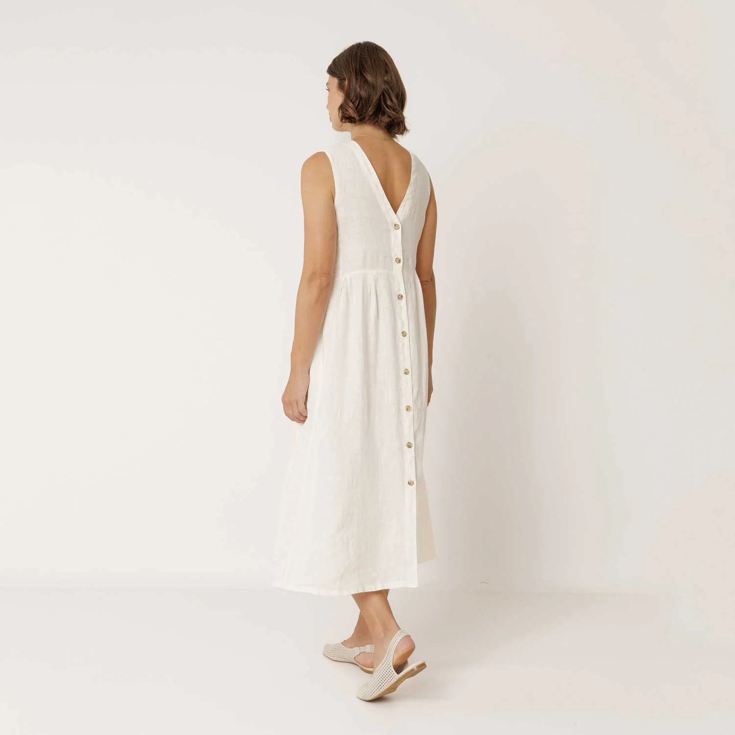Women's Linen Reversible Button Dress - Piedra - Image 4