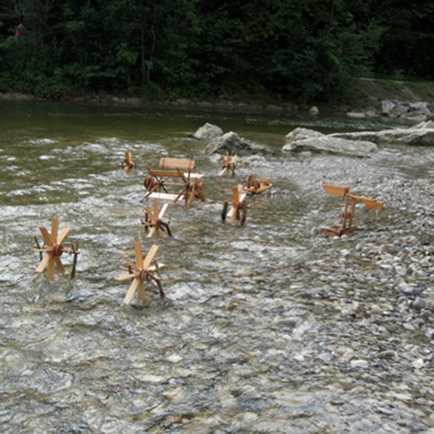 Wooden Little Waterwheel - Image 3