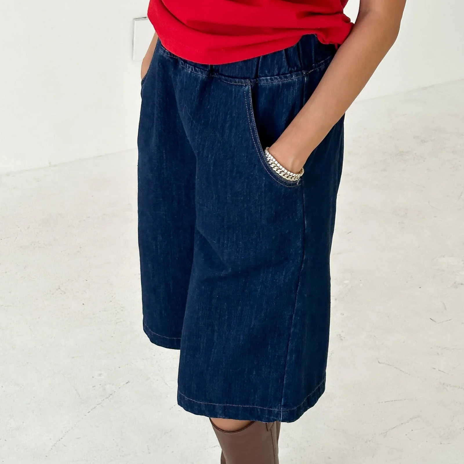 Women's Cotton Liam Bermuda Shorts - Raw Denim - Image 3