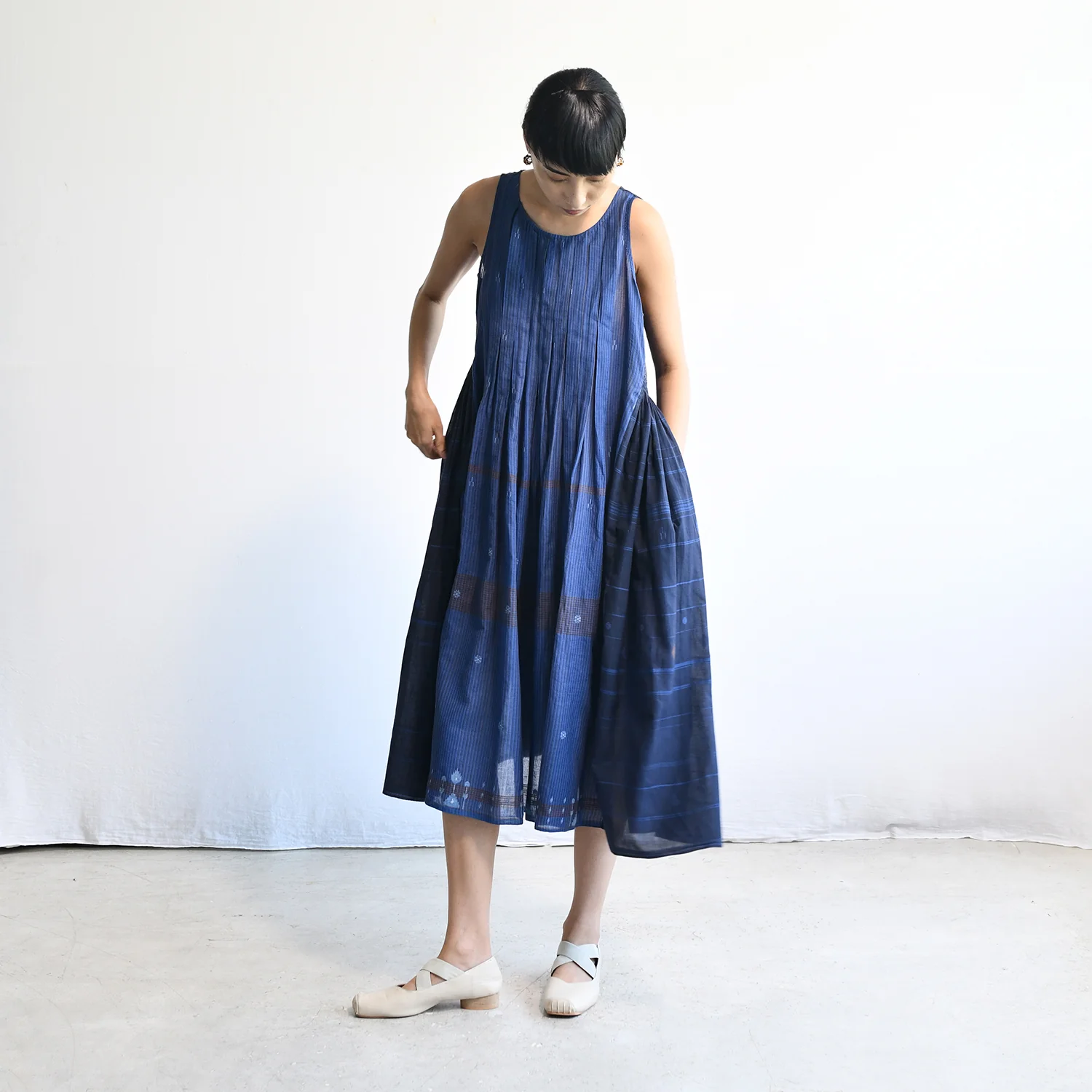 Women's Handloomed Cotton Mahdi Dress - Cornflower Blue - Image 3