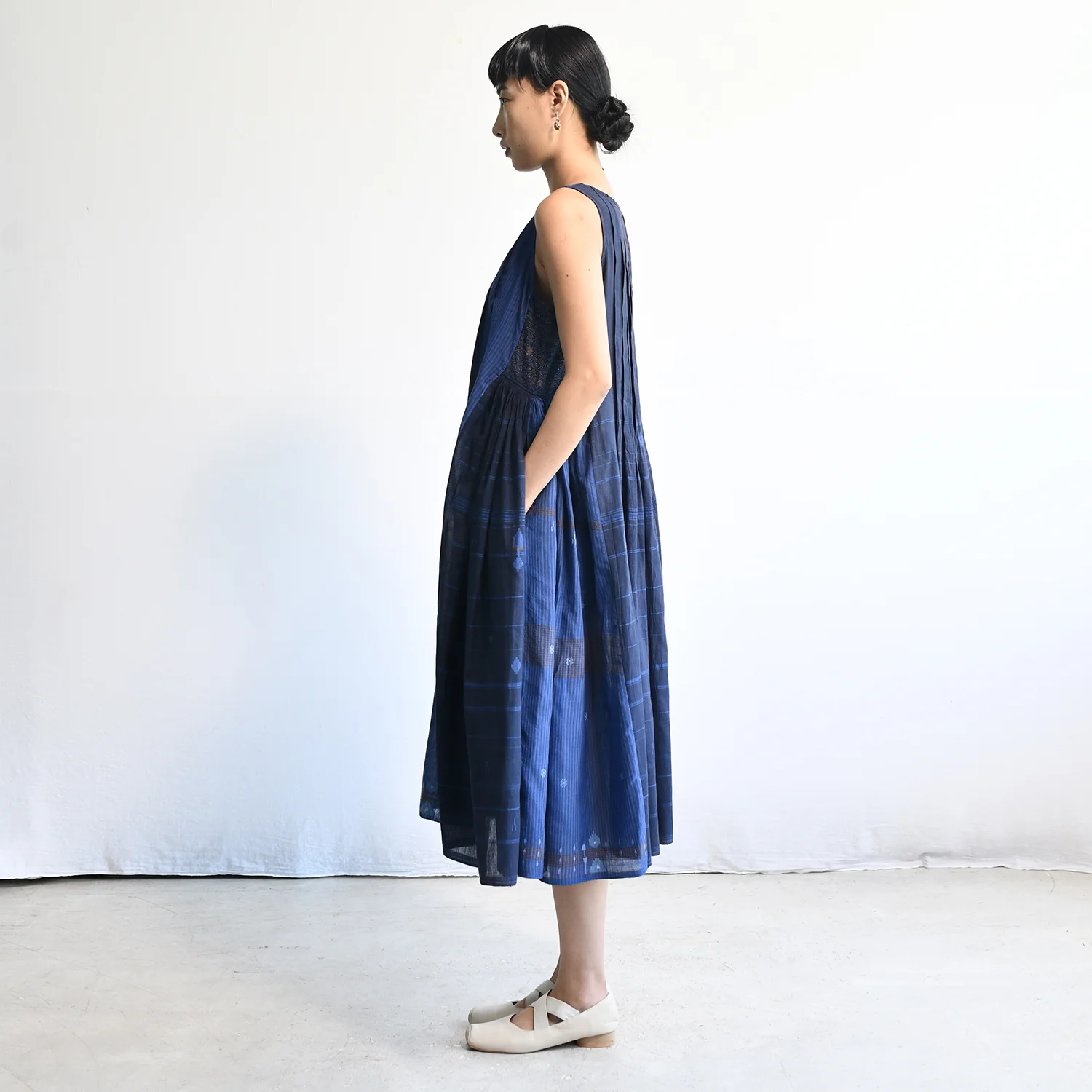 Women's Handloomed Cotton Mahdi Dress - Cornflower Blue - Image 5