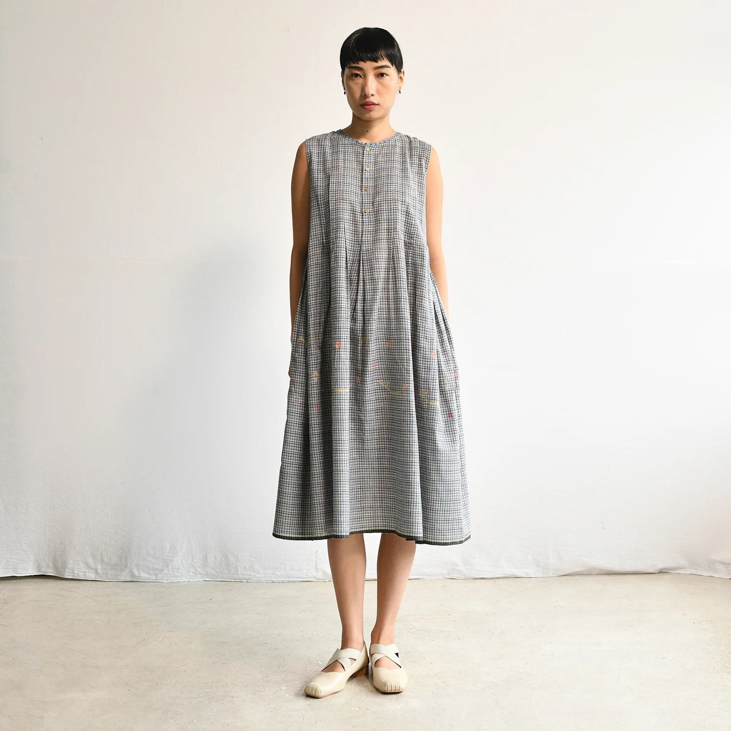 Women's Handloomed Cotton Nori Dress - Sepia Check - Image 3