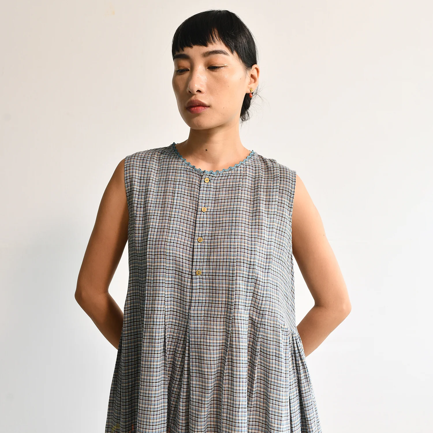 Women's Handloomed Cotton Nori Dress - Sepia Check - Image 6