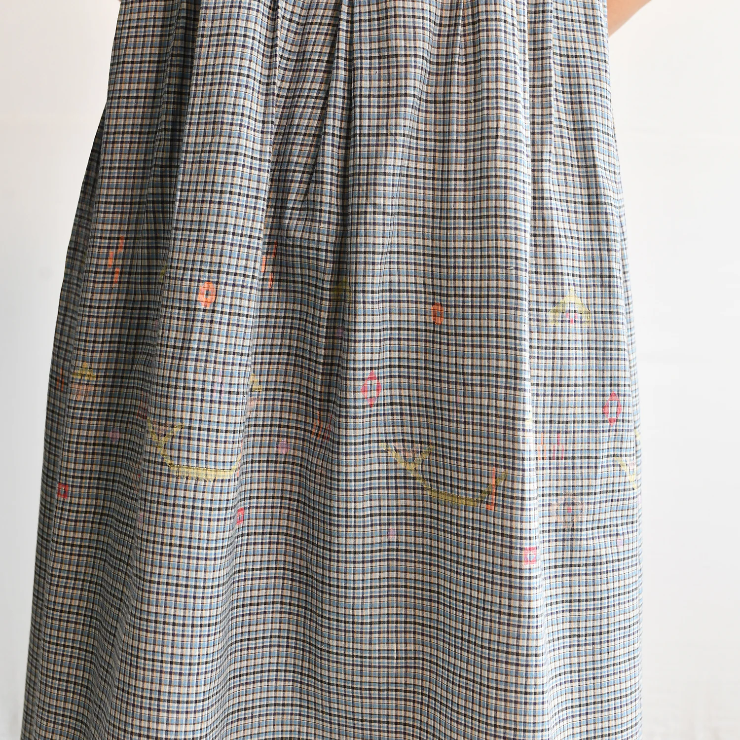 Women's Handloomed Cotton Nori Dress - Sepia Check - Image 7