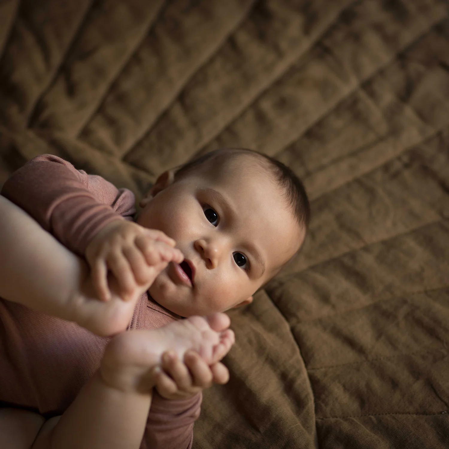 Linen Quilted Play Mat - Walnut - Image 3