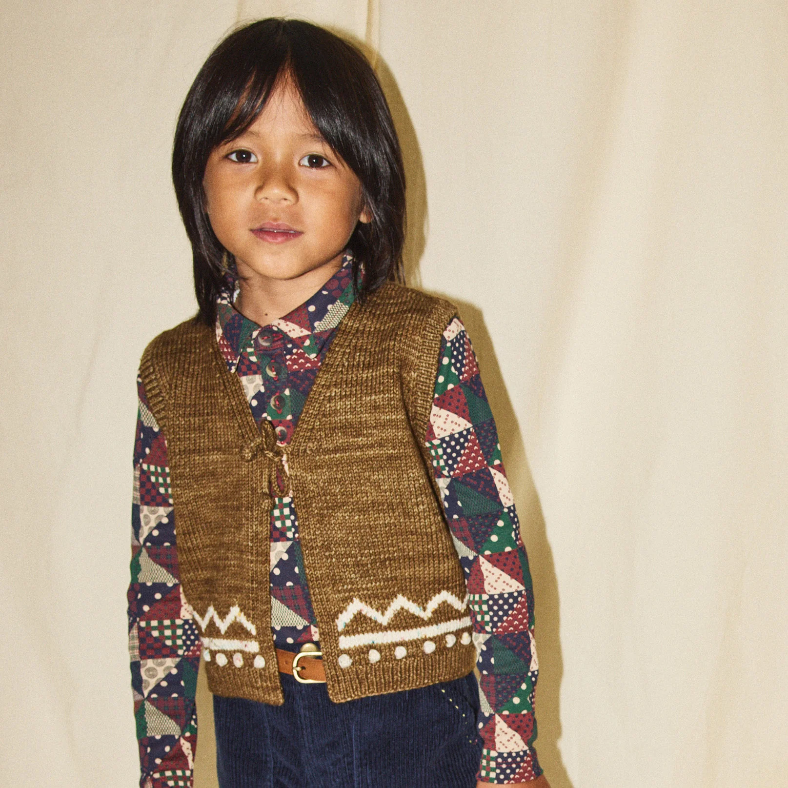 SAMP Kids Handknit Merino Wool Zig Zag Vest - Nutshell - Image 2