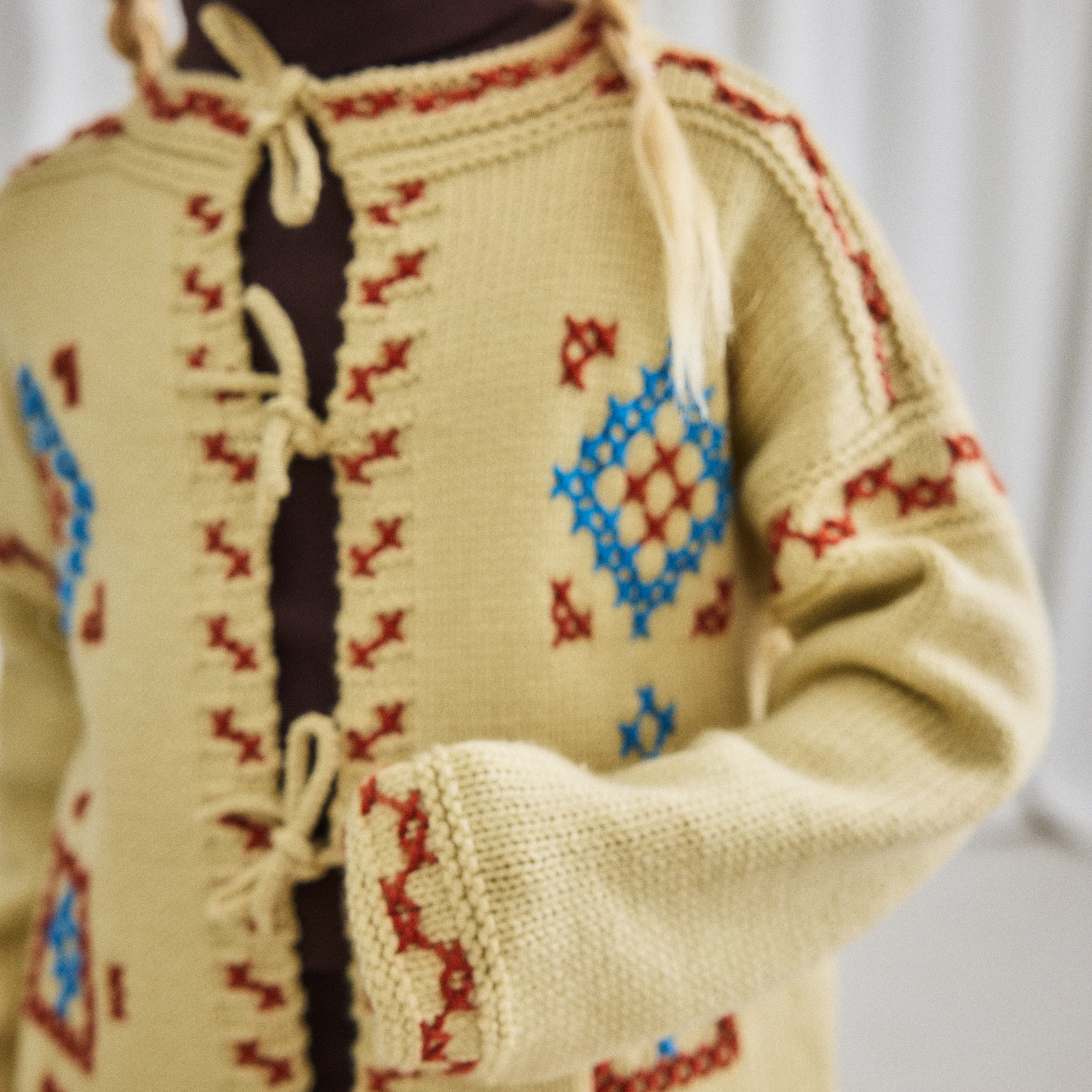 Kids Merino Wool Cross Stitch Bjorn Cardigan - Raffia - Image 3
