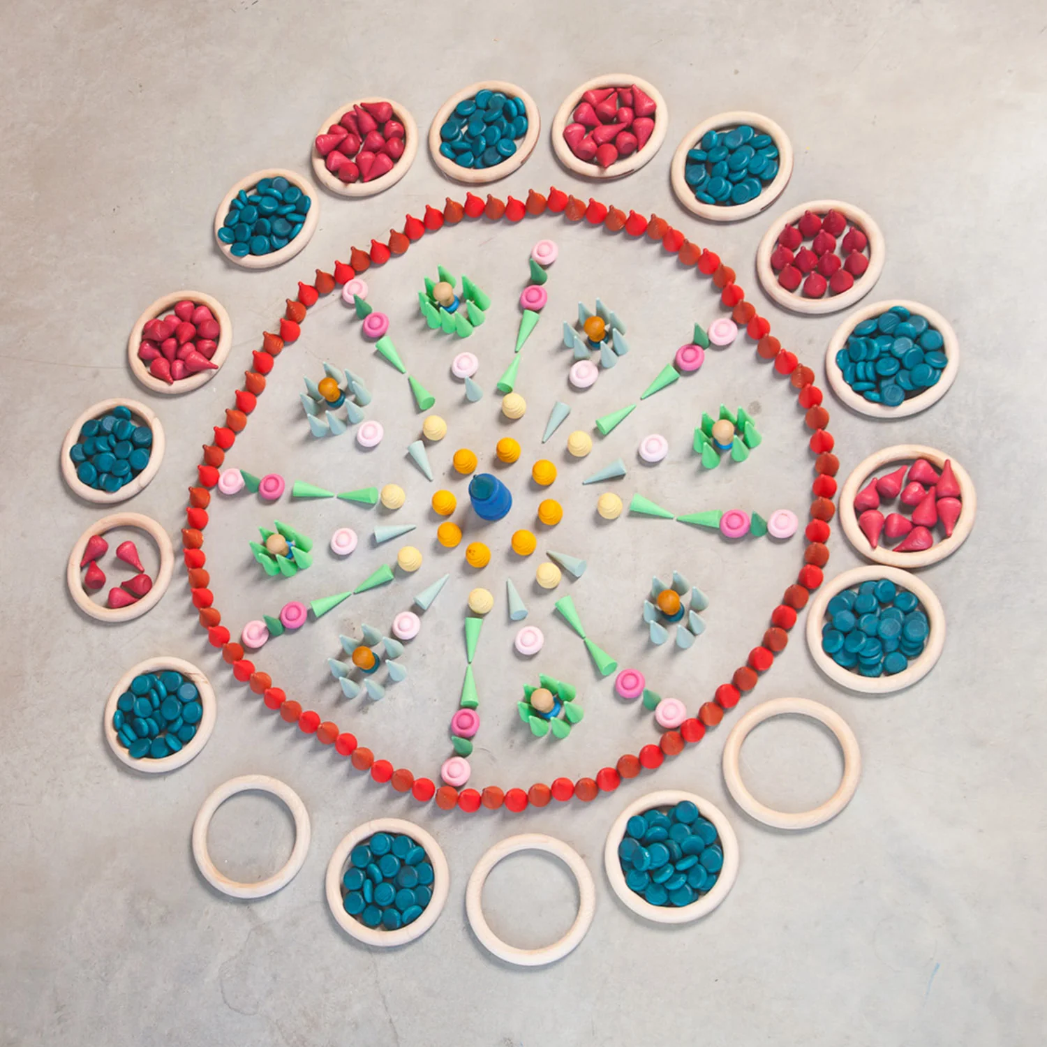 Wooden Coins Mandala - 36 Pieces - Image 6
