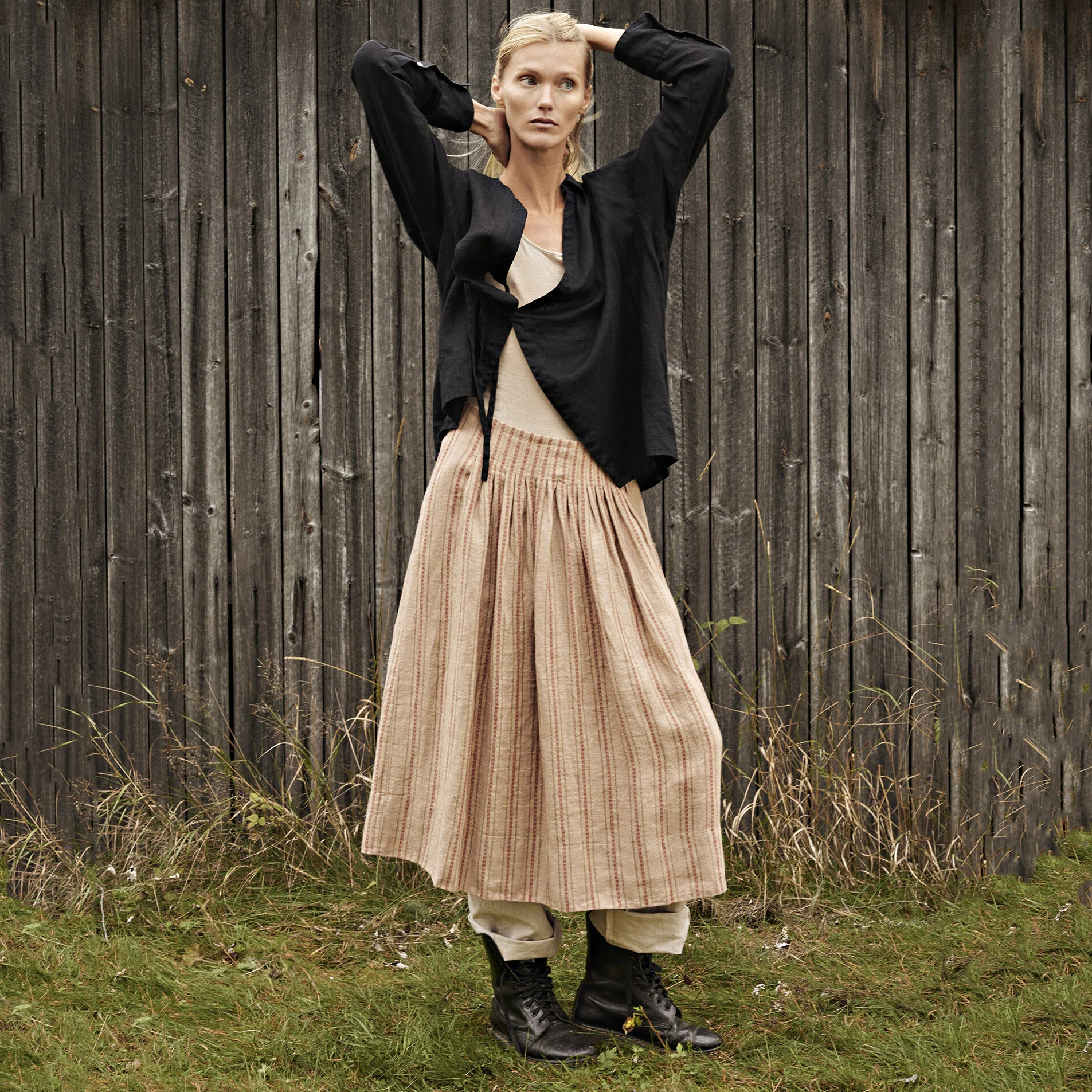 Women's Linen Folklore Skirt - Red Stripe