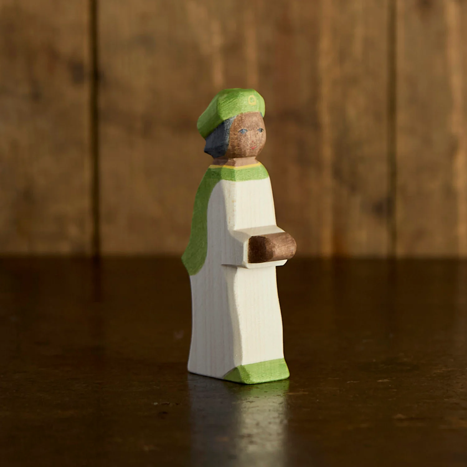 Handcrafted Wooden King Page - Green
