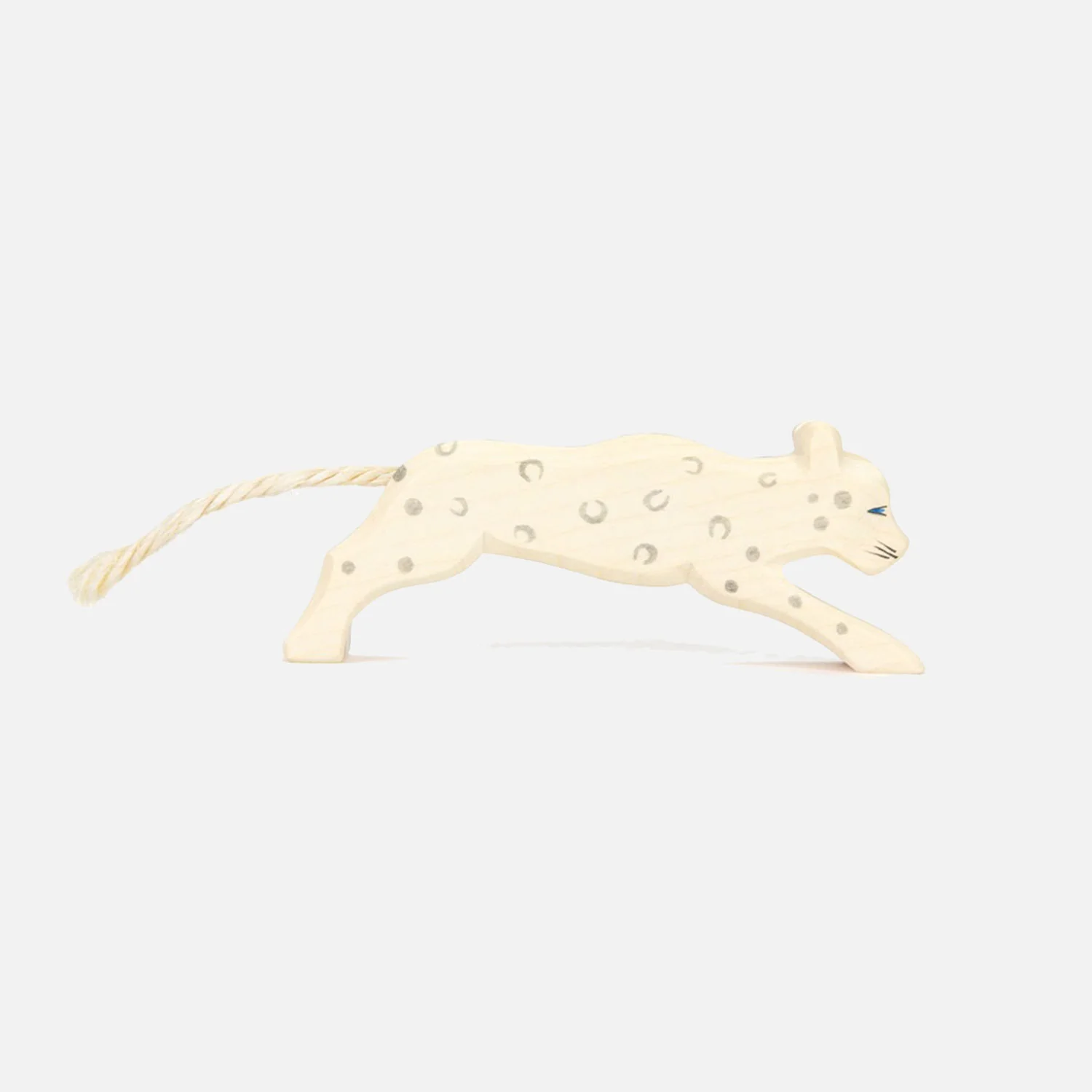 Handmade Wooden Snow Leopard - Image 3