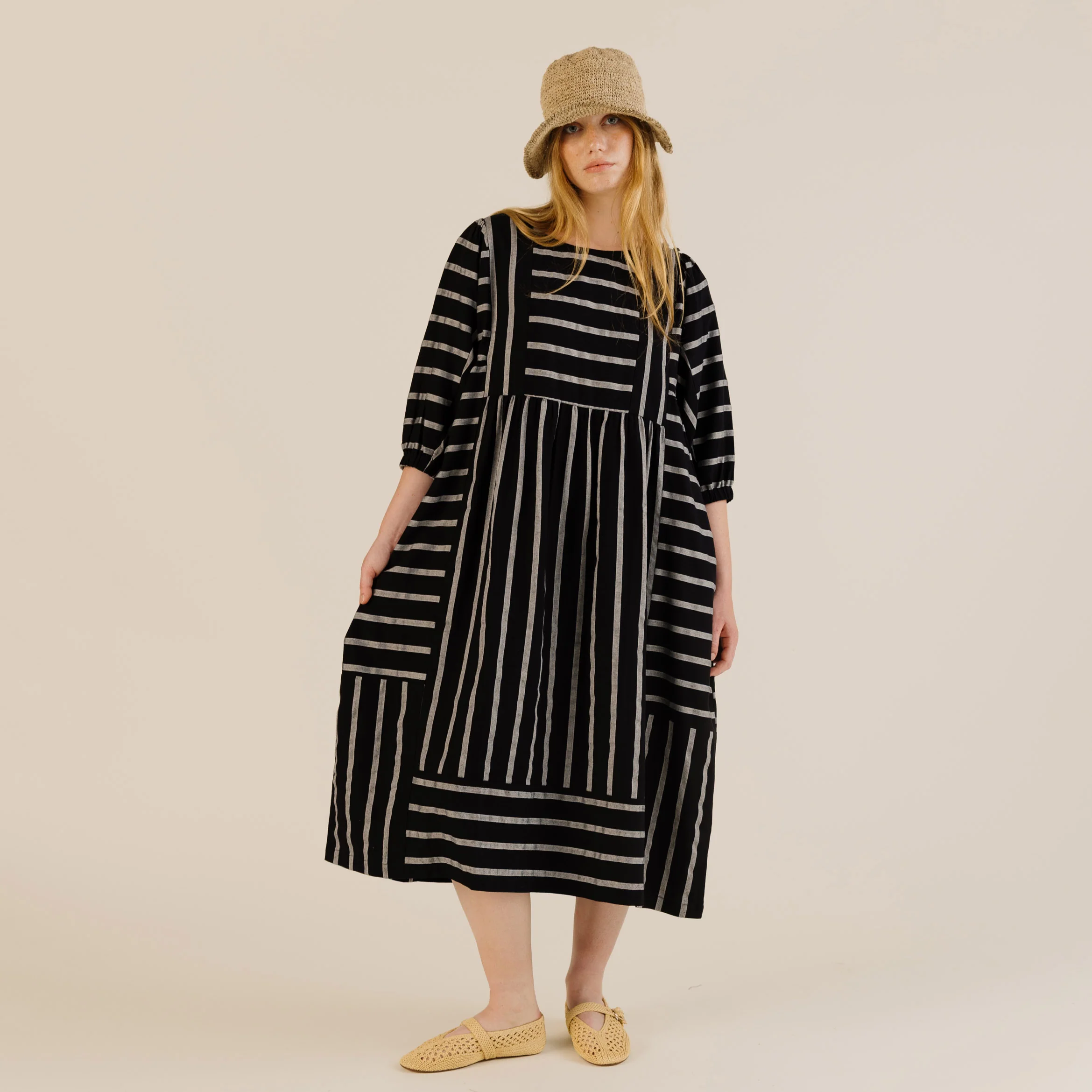 Women's Linen & Cotton Betsy Dress - Black Stripe - Image 4