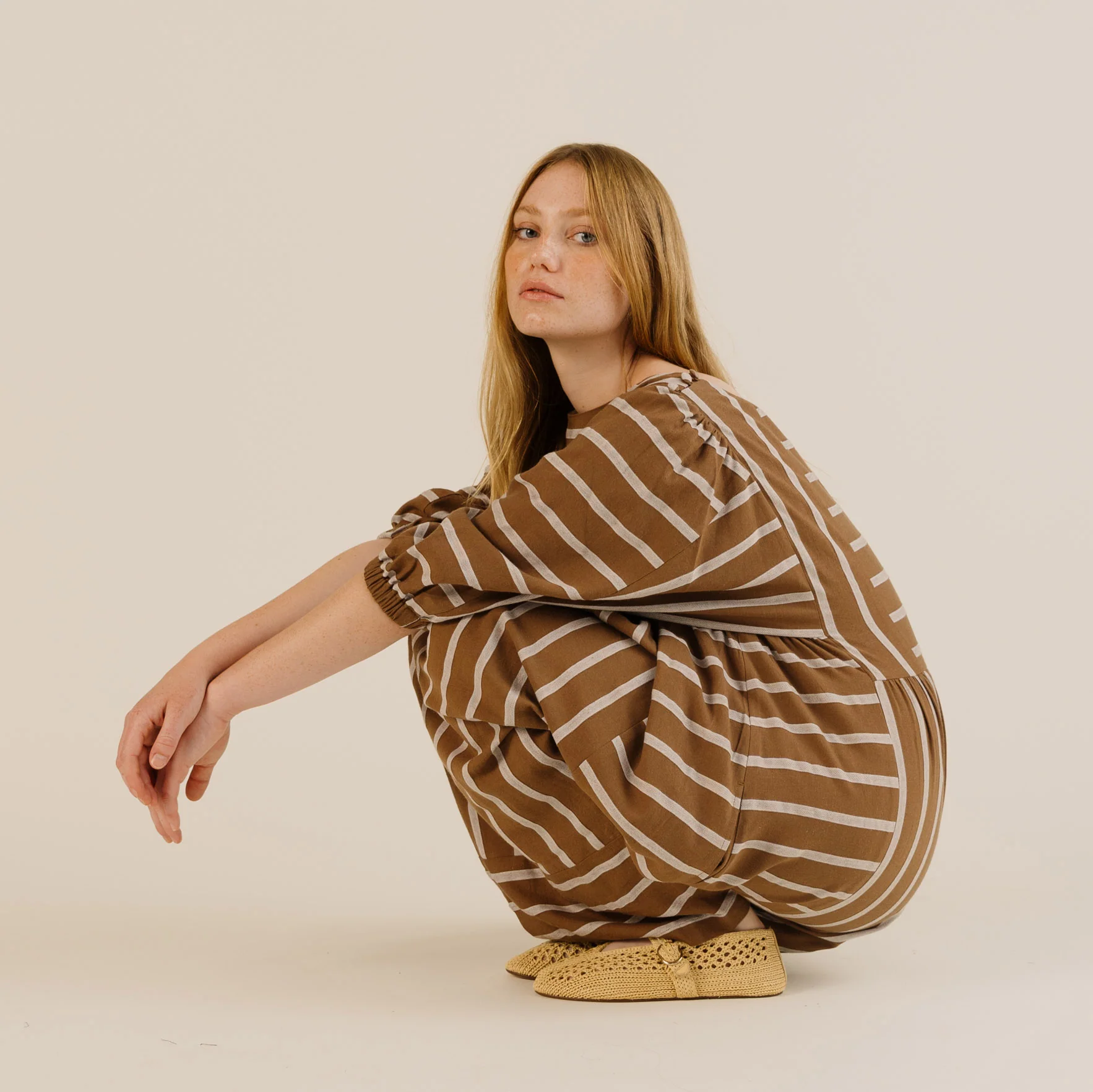 Women's Linen & Cotton Betsy Dress - Toffee Stripe - Image 11