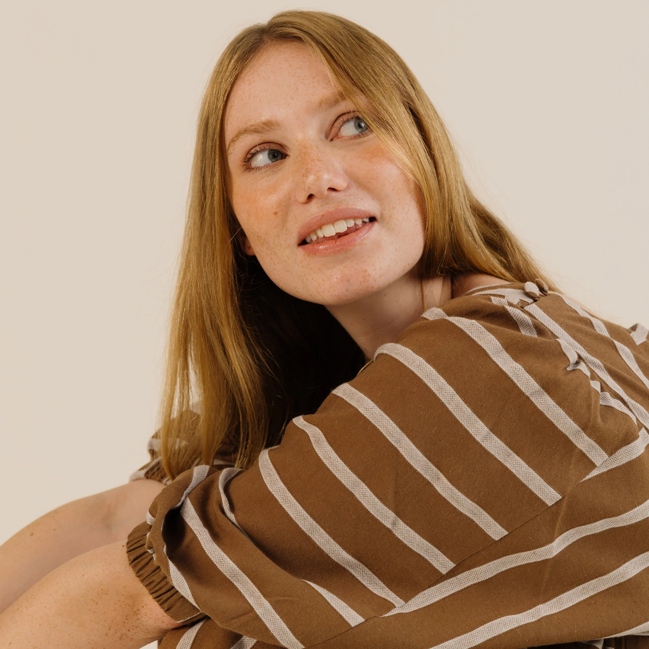 Women's Linen & Cotton Betsy Dress - Toffee Stripe - Image 12