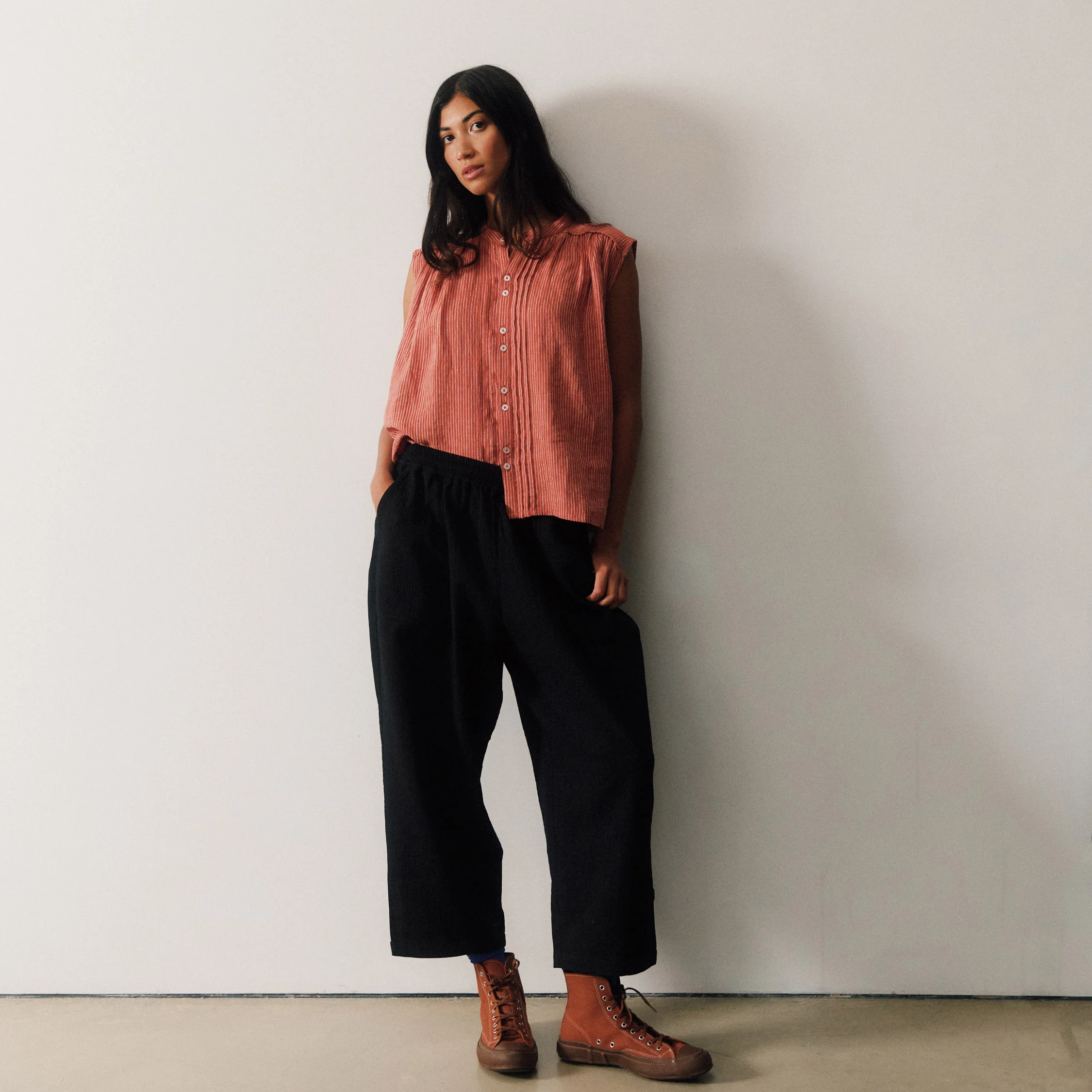 Women's Linen Deli Shirt - Brick - Image 5