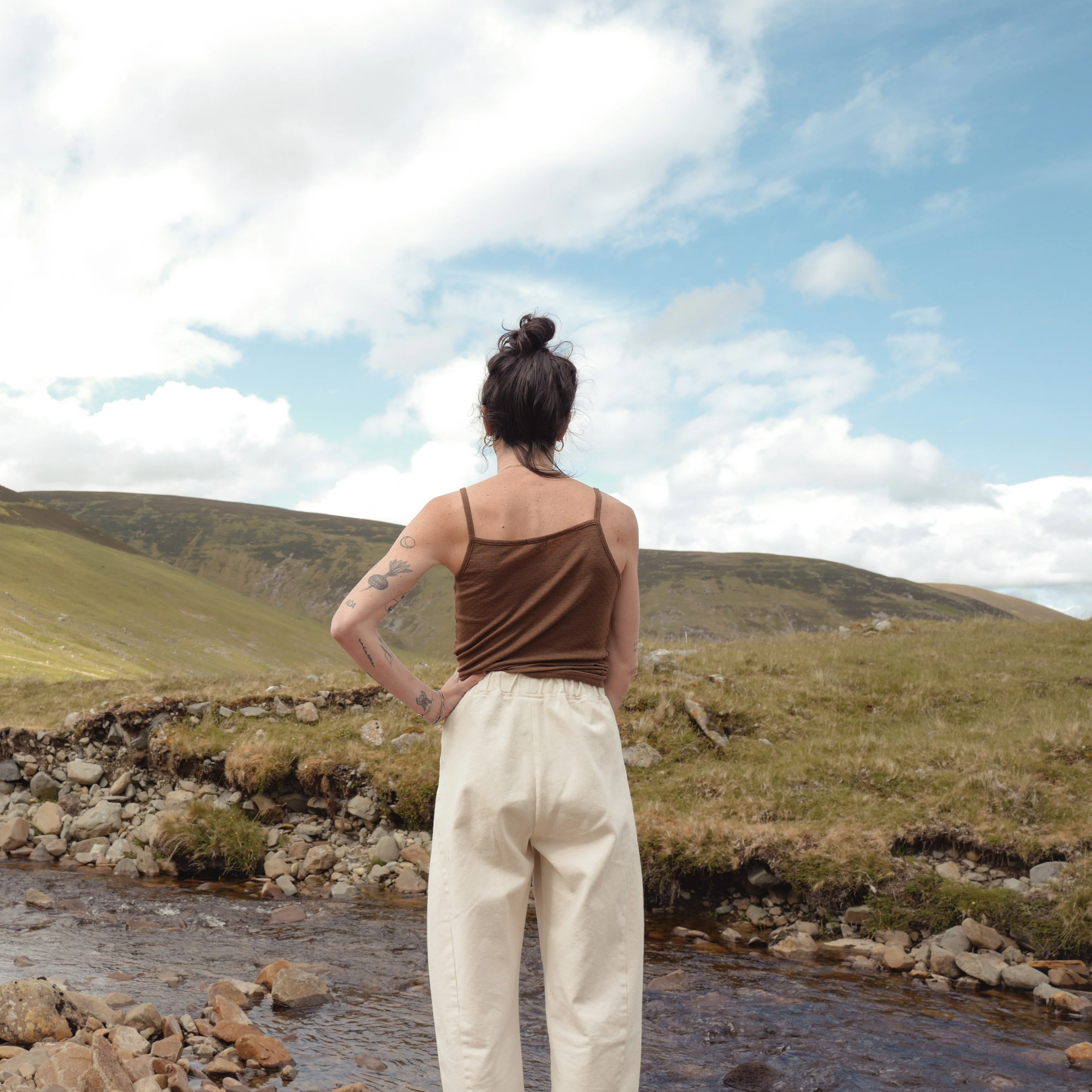 Cygnus Women's Top - Wool/Silk Pointelle - Pecan - Image 6