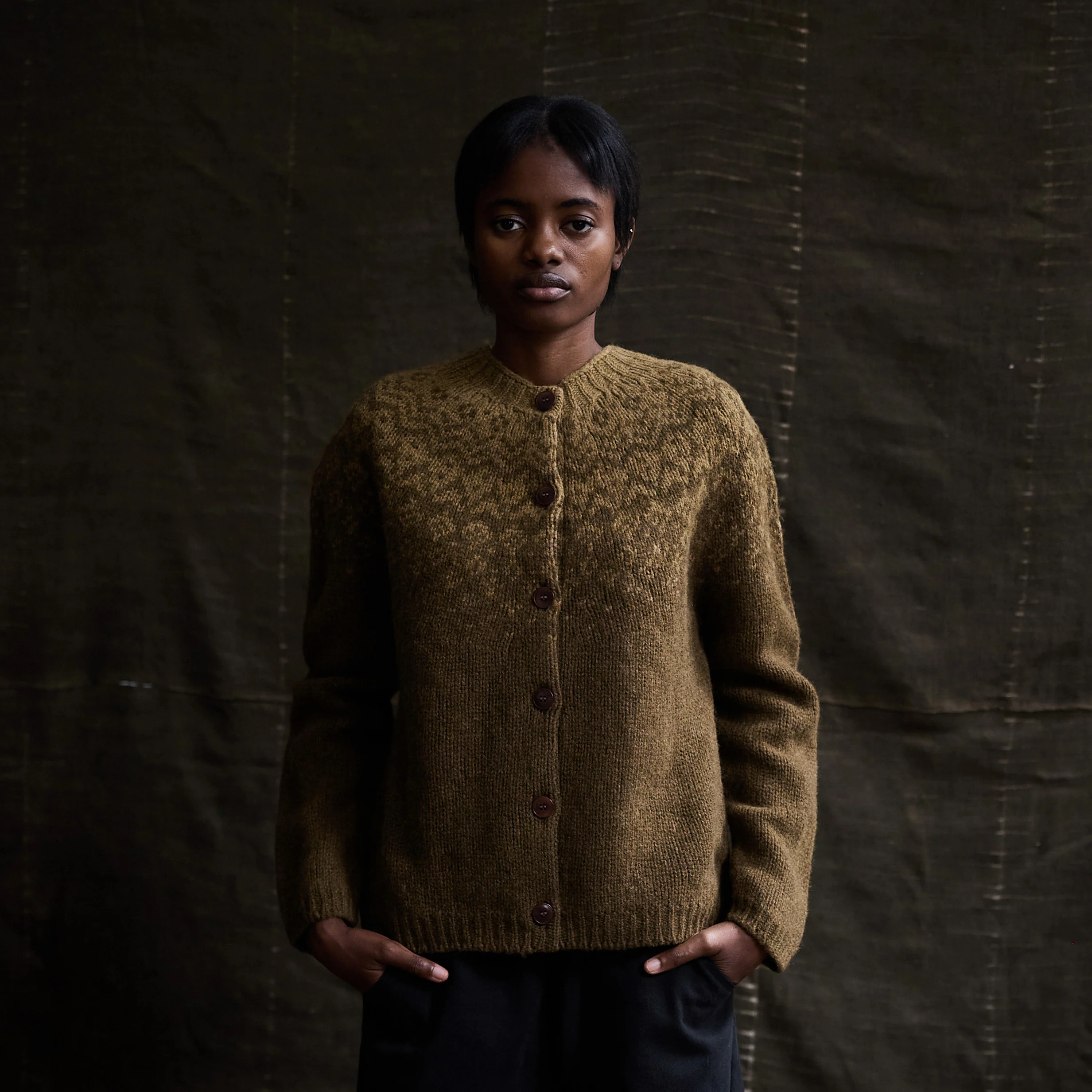 Fauna Women's Cardigan - Lambswool - Olive - Image 3