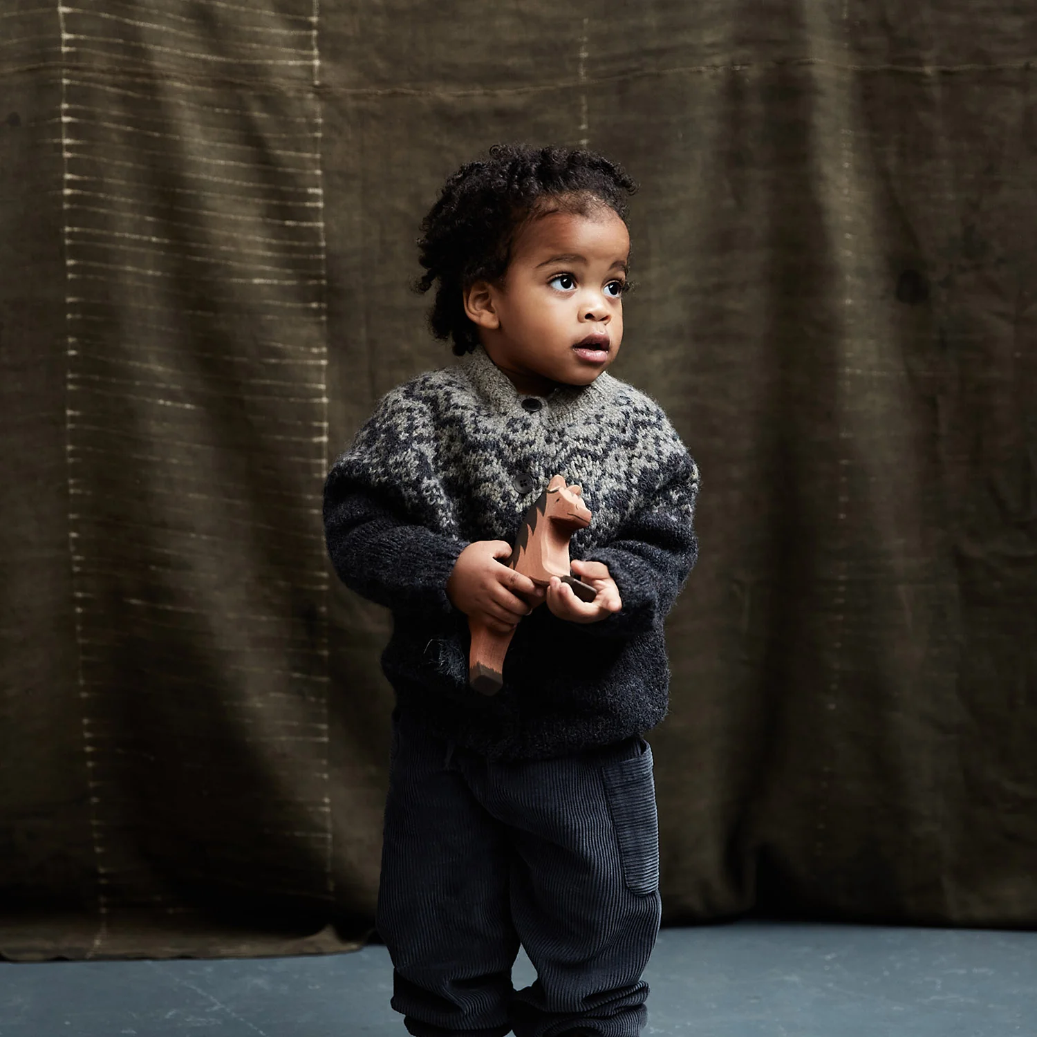 Fauna Baby & Kids Cardigan - Lambswool - Graphite - Image 5