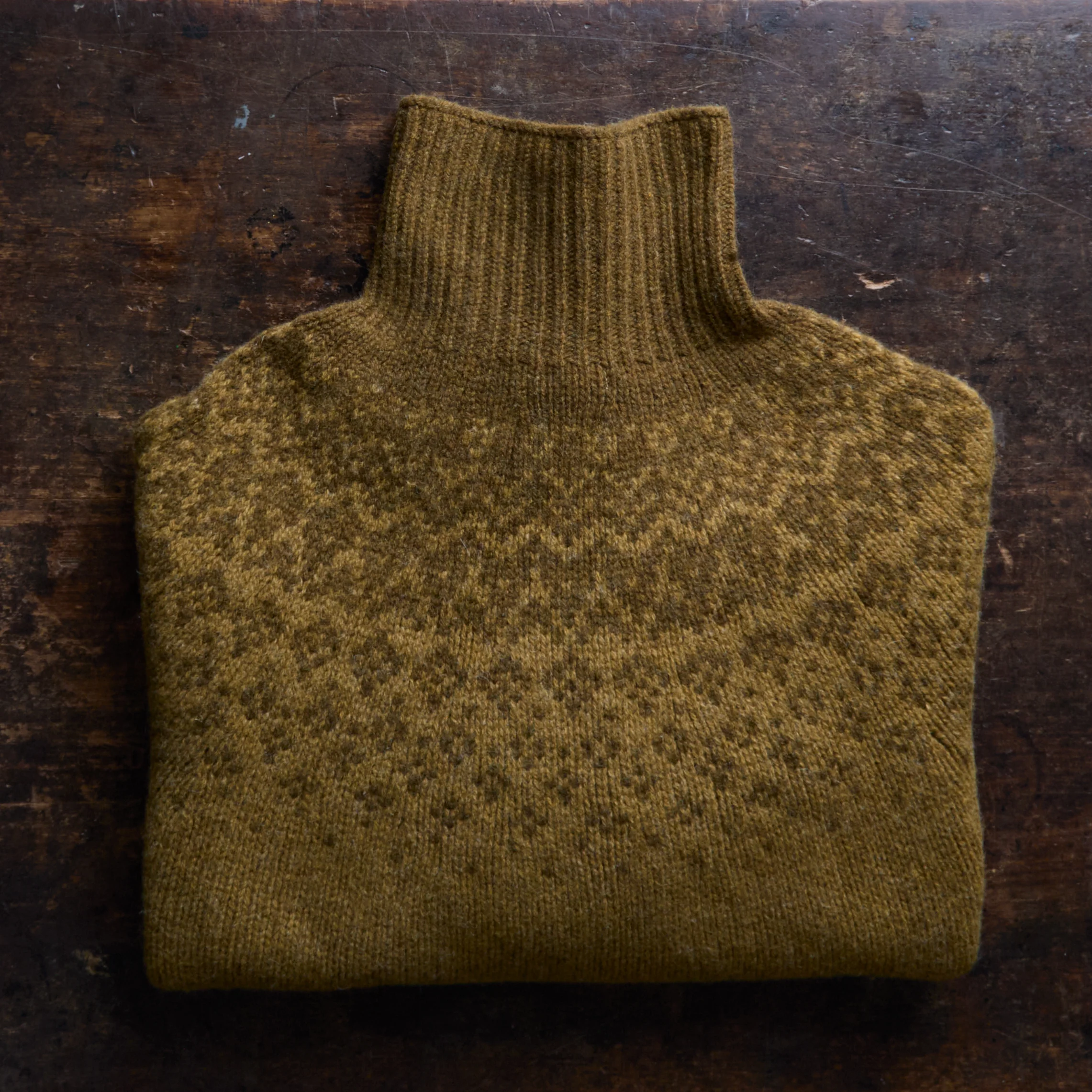 Fauna Women's Rollneck - Lambswool - Asparagus - Image 2