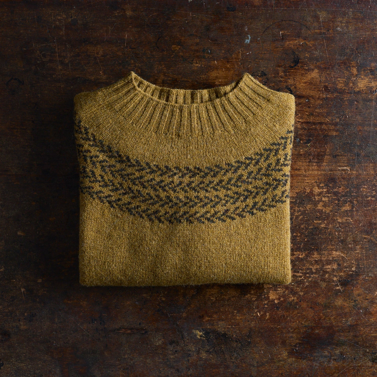 Garden Women's Sweater - Lambswool - Asparagus - Image 4