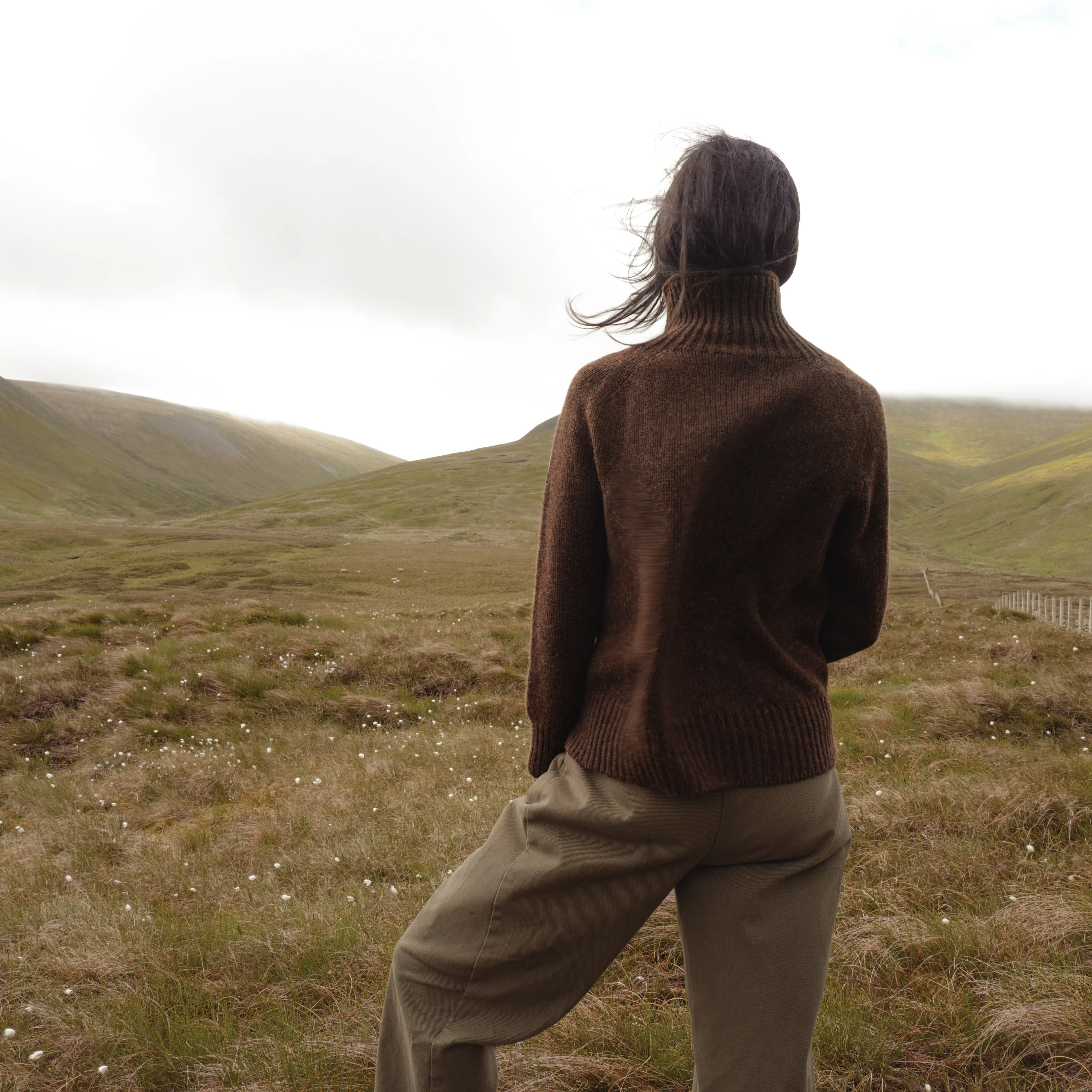 Highland Women's Rollneck - Lambswool - Burnt Umber - Image 3