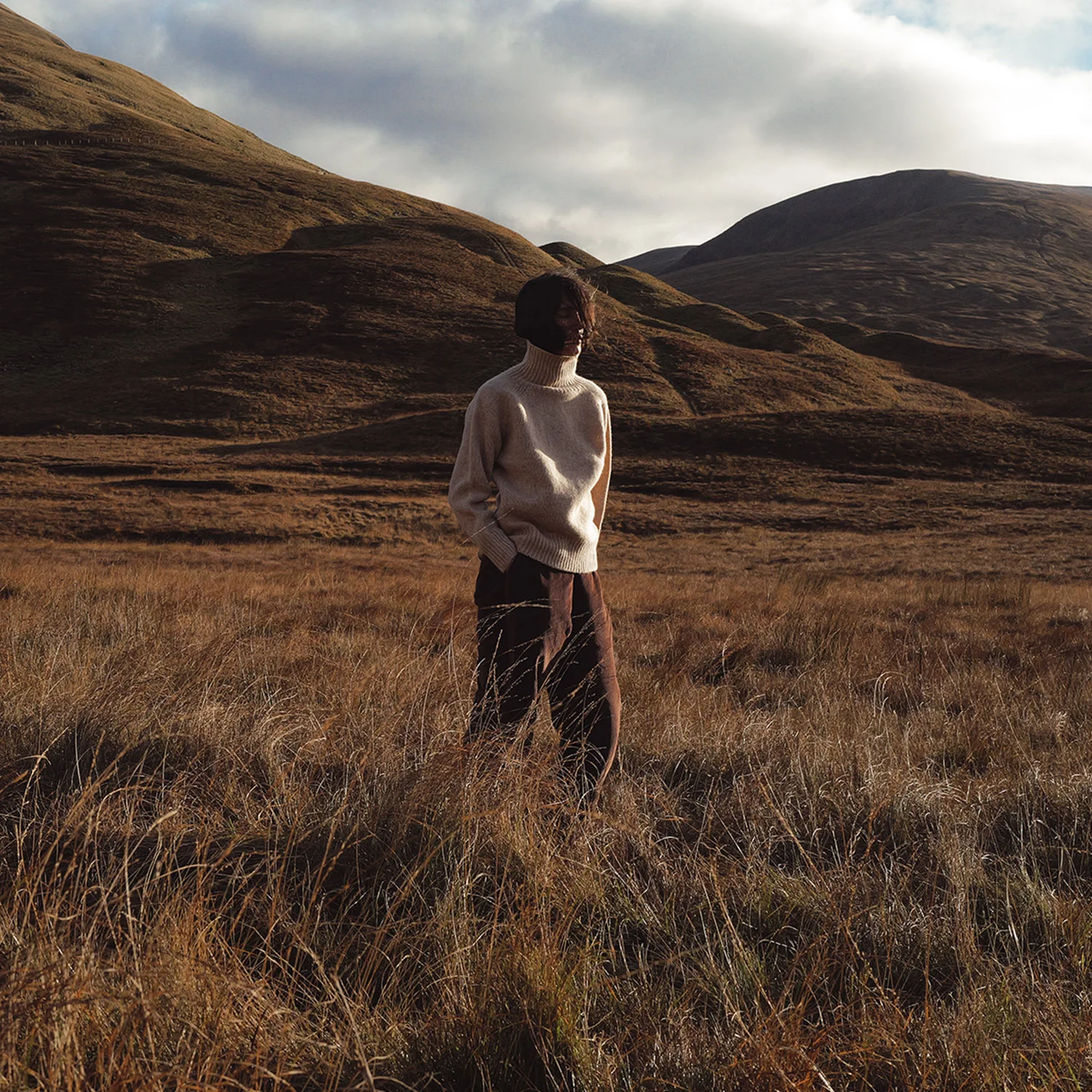 Highland Women's Rollneck - Lambswool - Mallow - Image 4