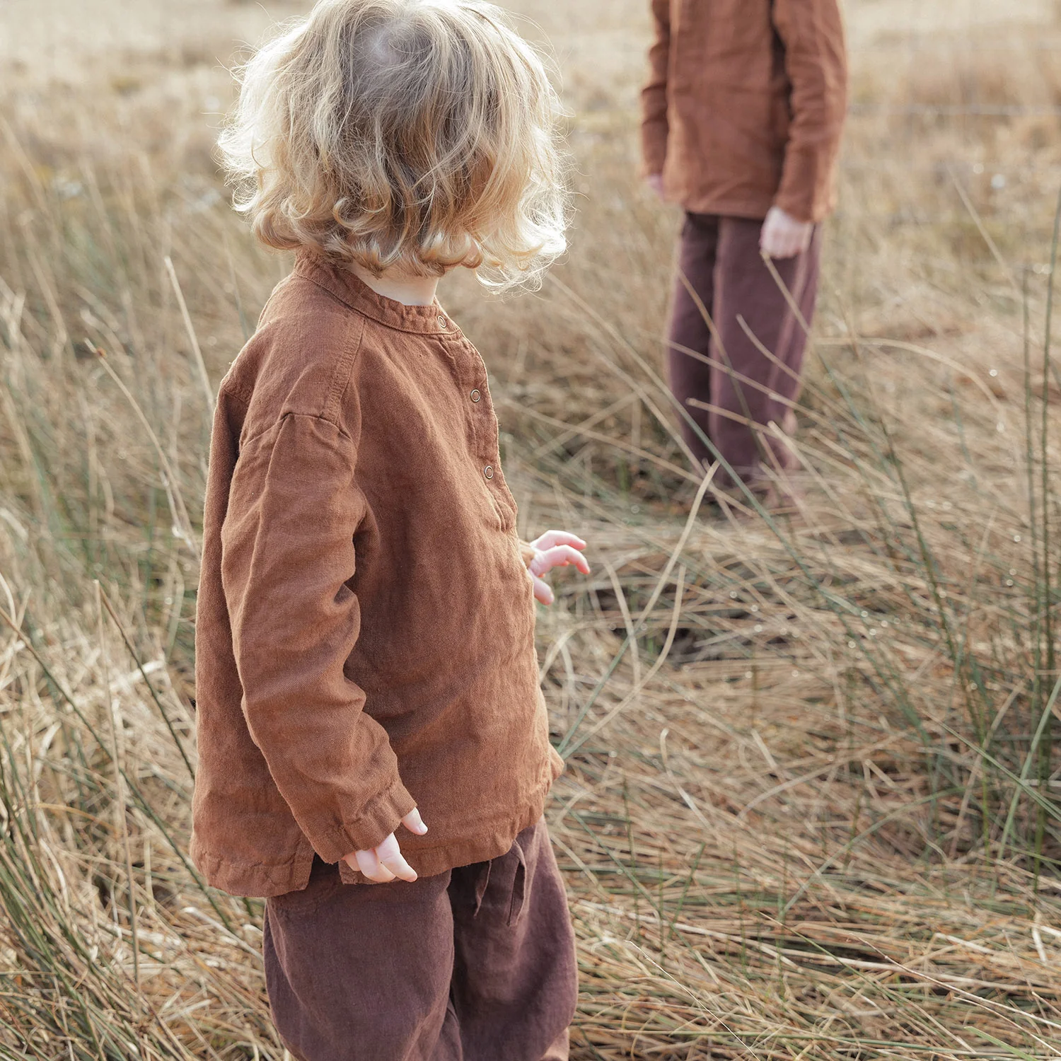 Larch Baby & Kids Shirt - Linen - Auburn - Image 4
