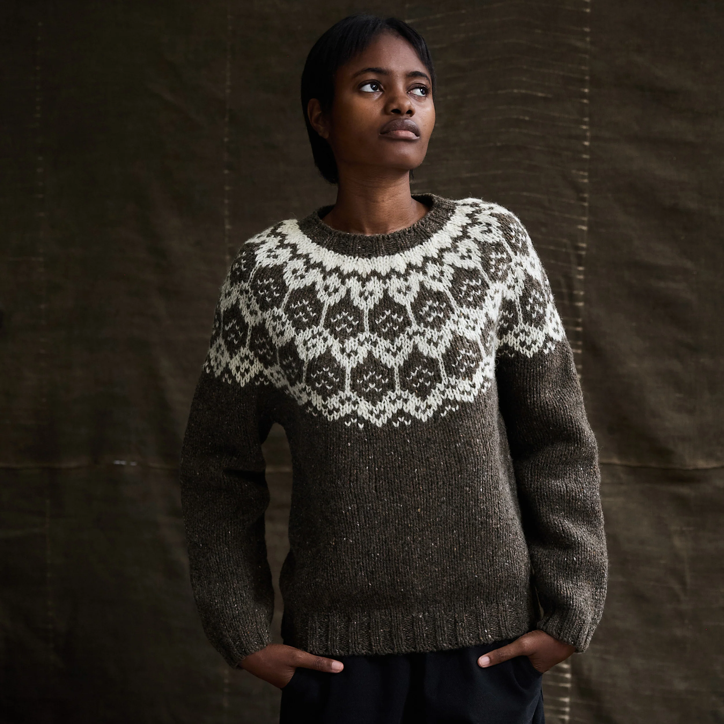 Norse Women's Sweater - Donegal Wool - Granite - Image 4