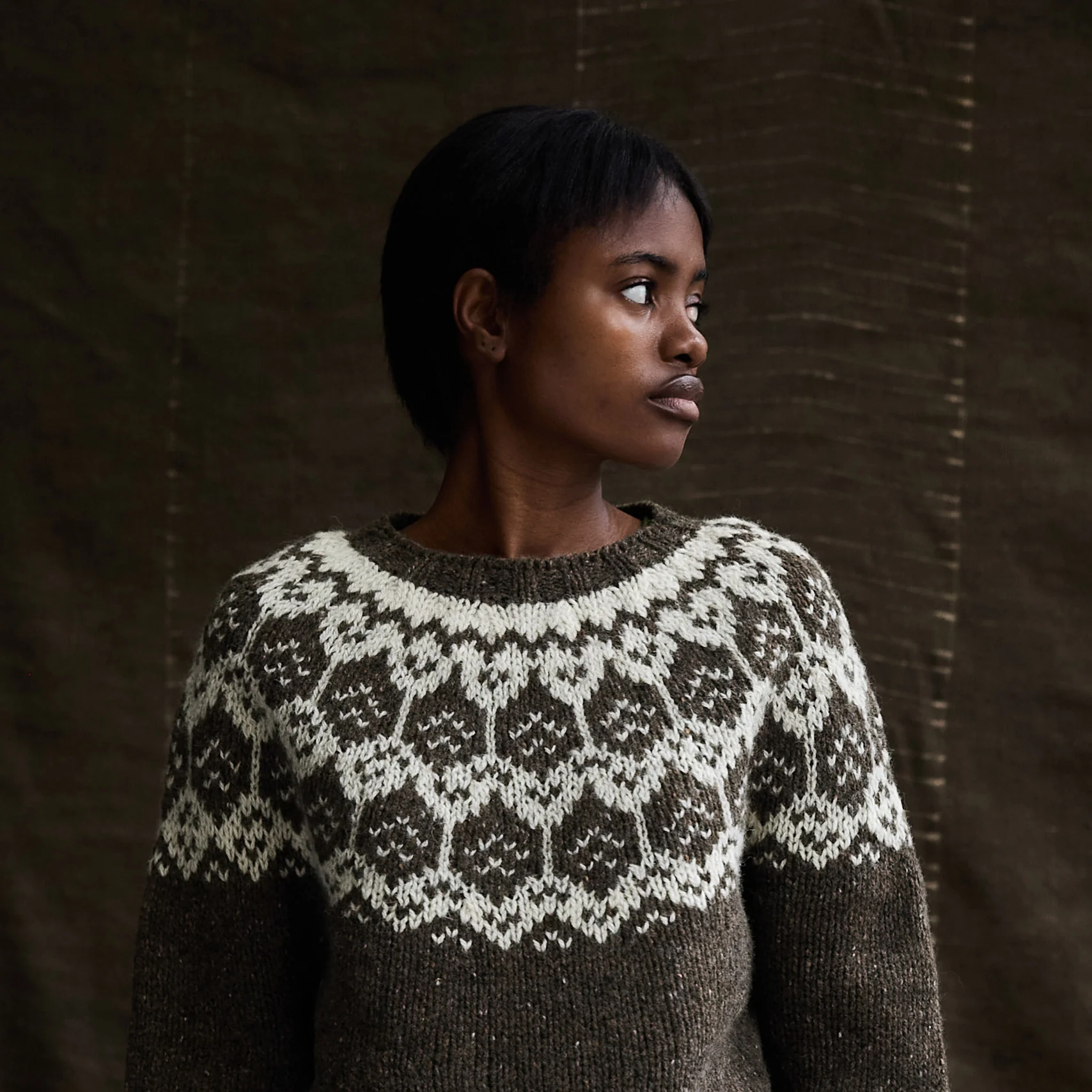 Norse Women's Sweater - Donegal Wool - Granite - Image 9